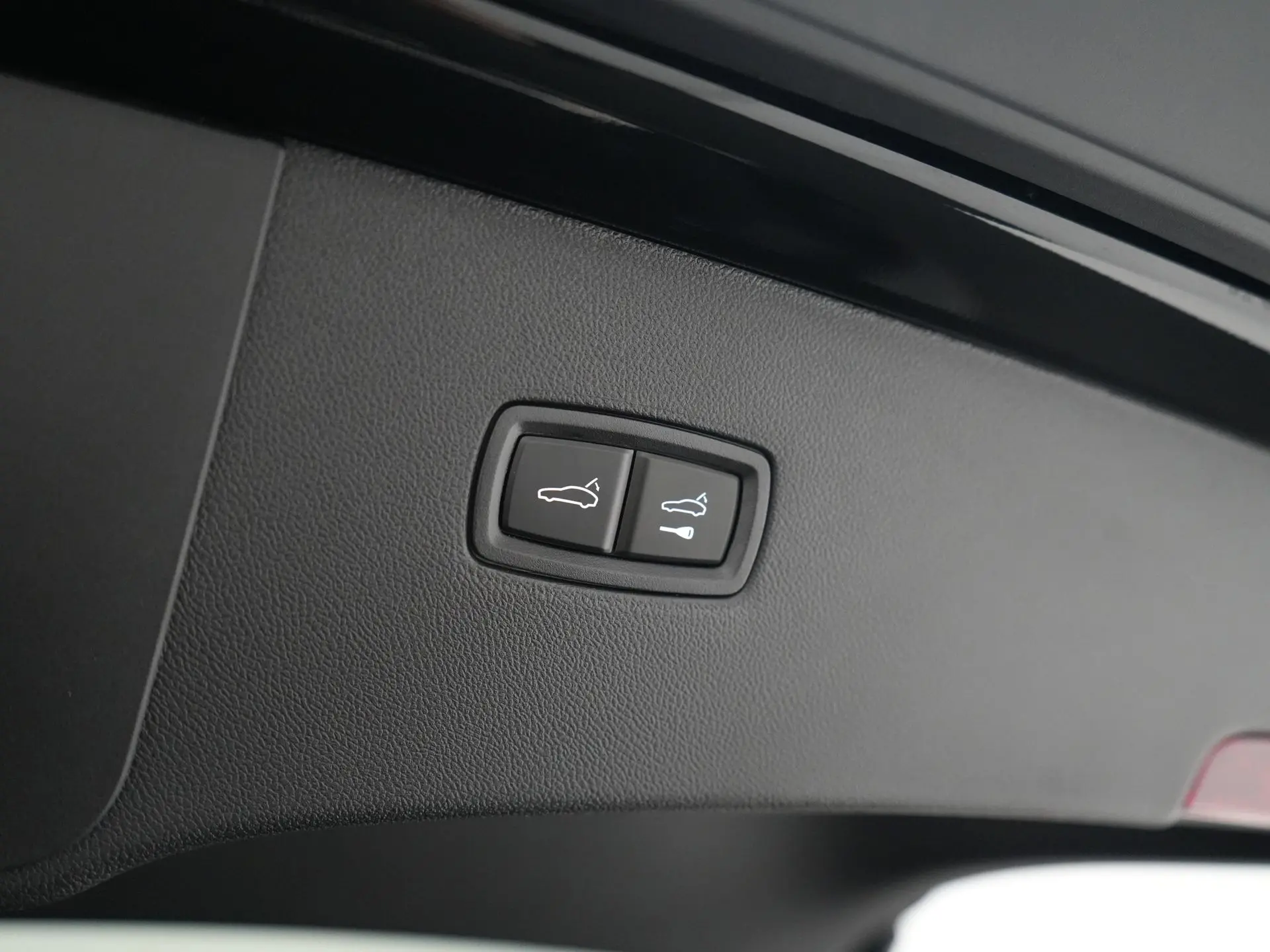 Cayenne E-Hybrid Black Edition Coupé