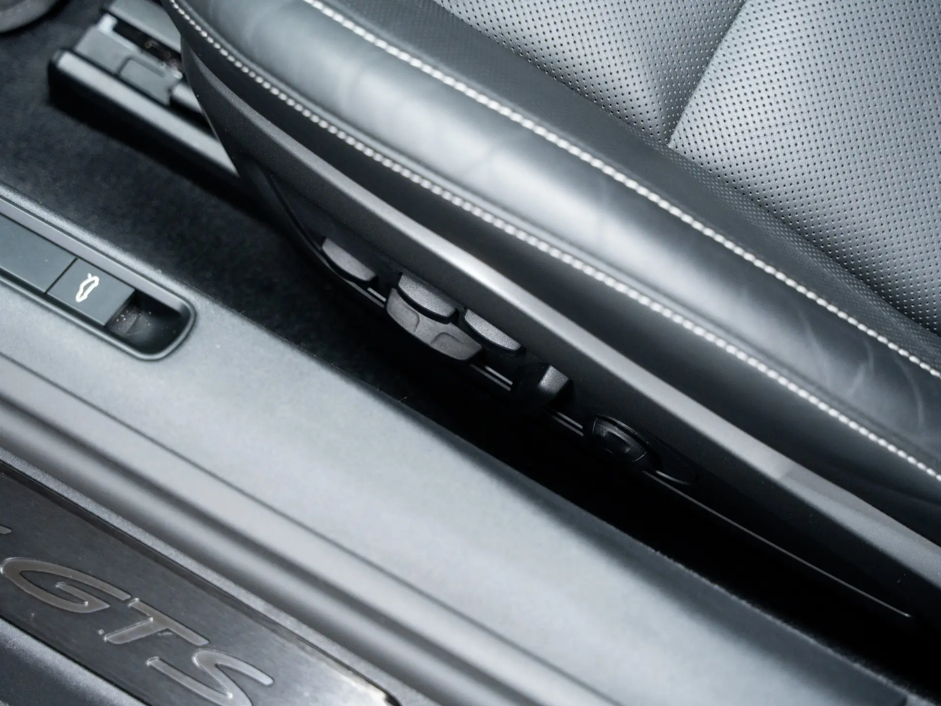 911 Carrera 4 GTS Cabriolet