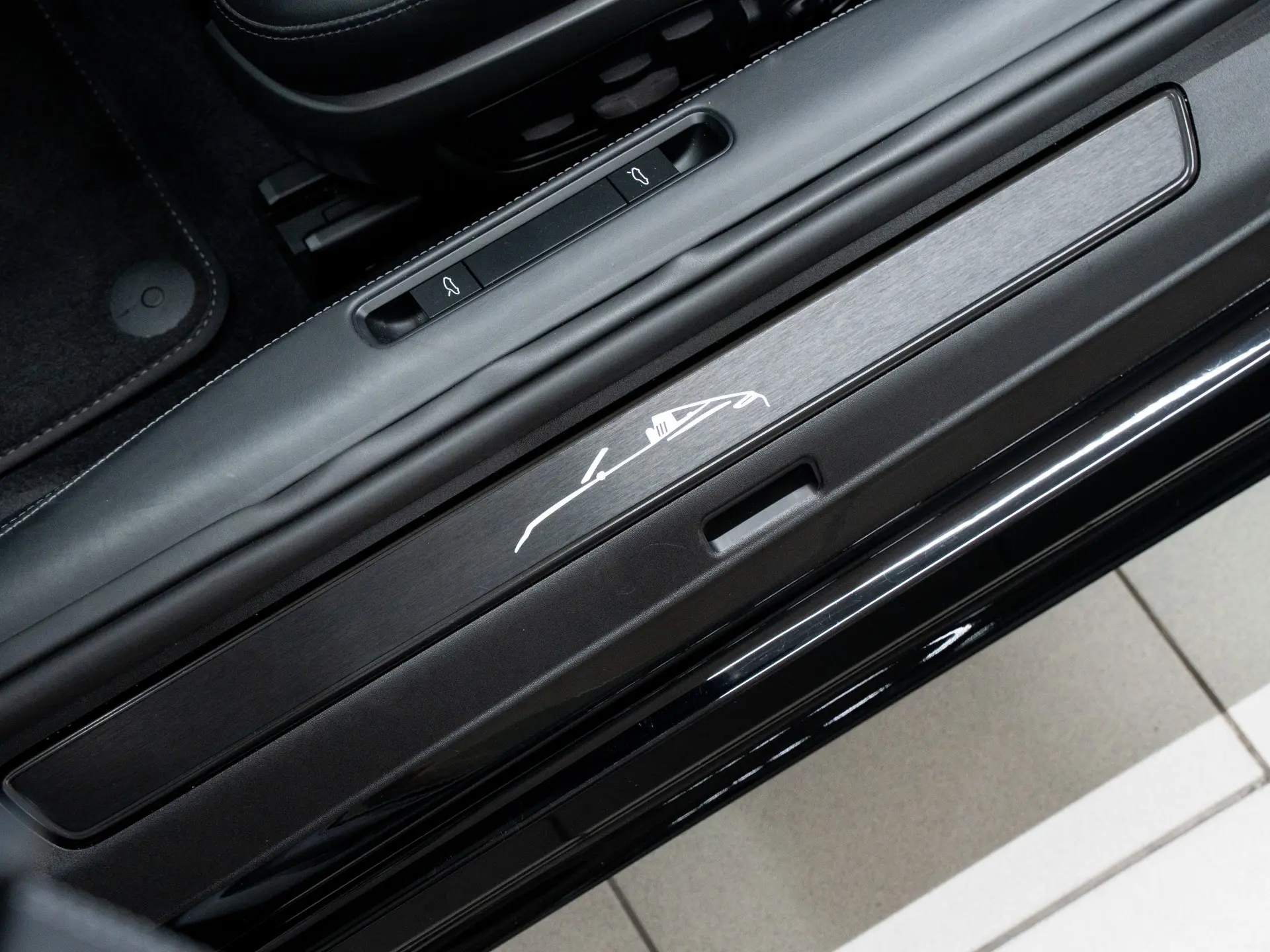 911 Targa 4 GTS Edition 50 Years Porsche Design