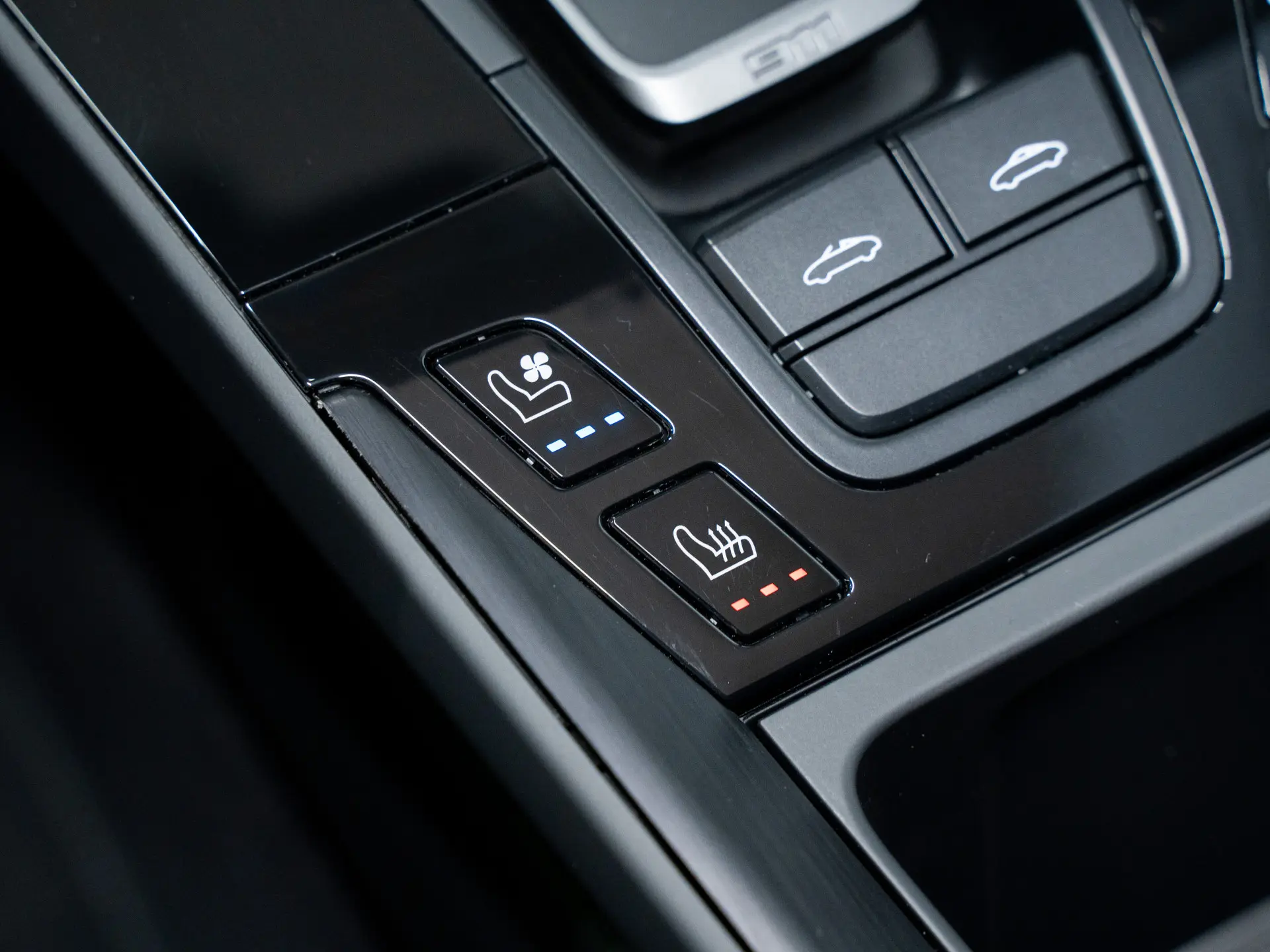 911 Targa 4 GTS Edition 50 Years Porsche Design