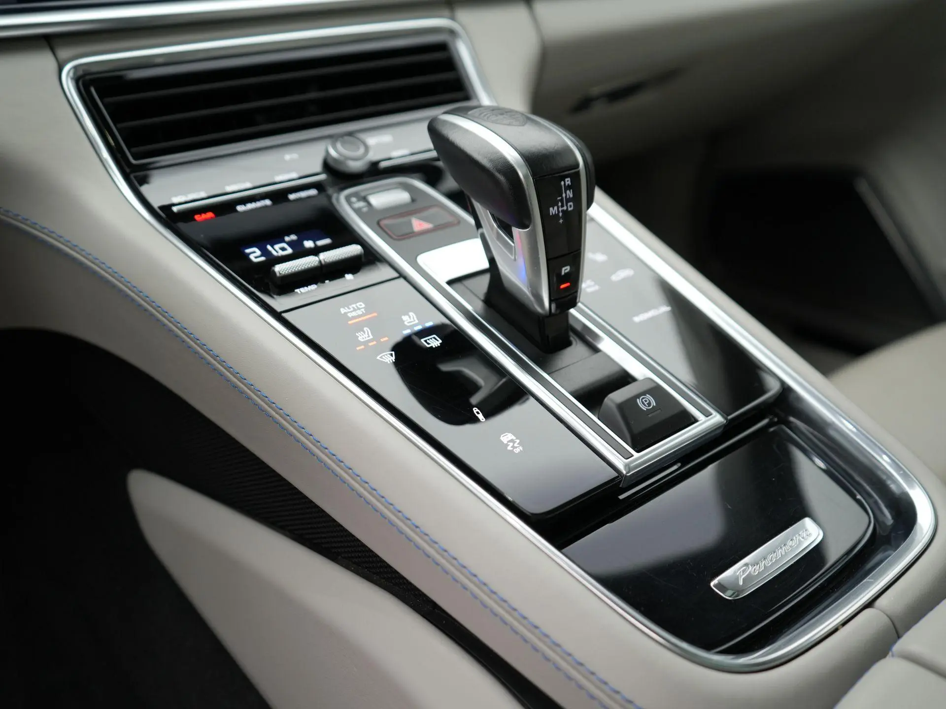 Panamera Turbo S E-Hybrid Sport Turismo