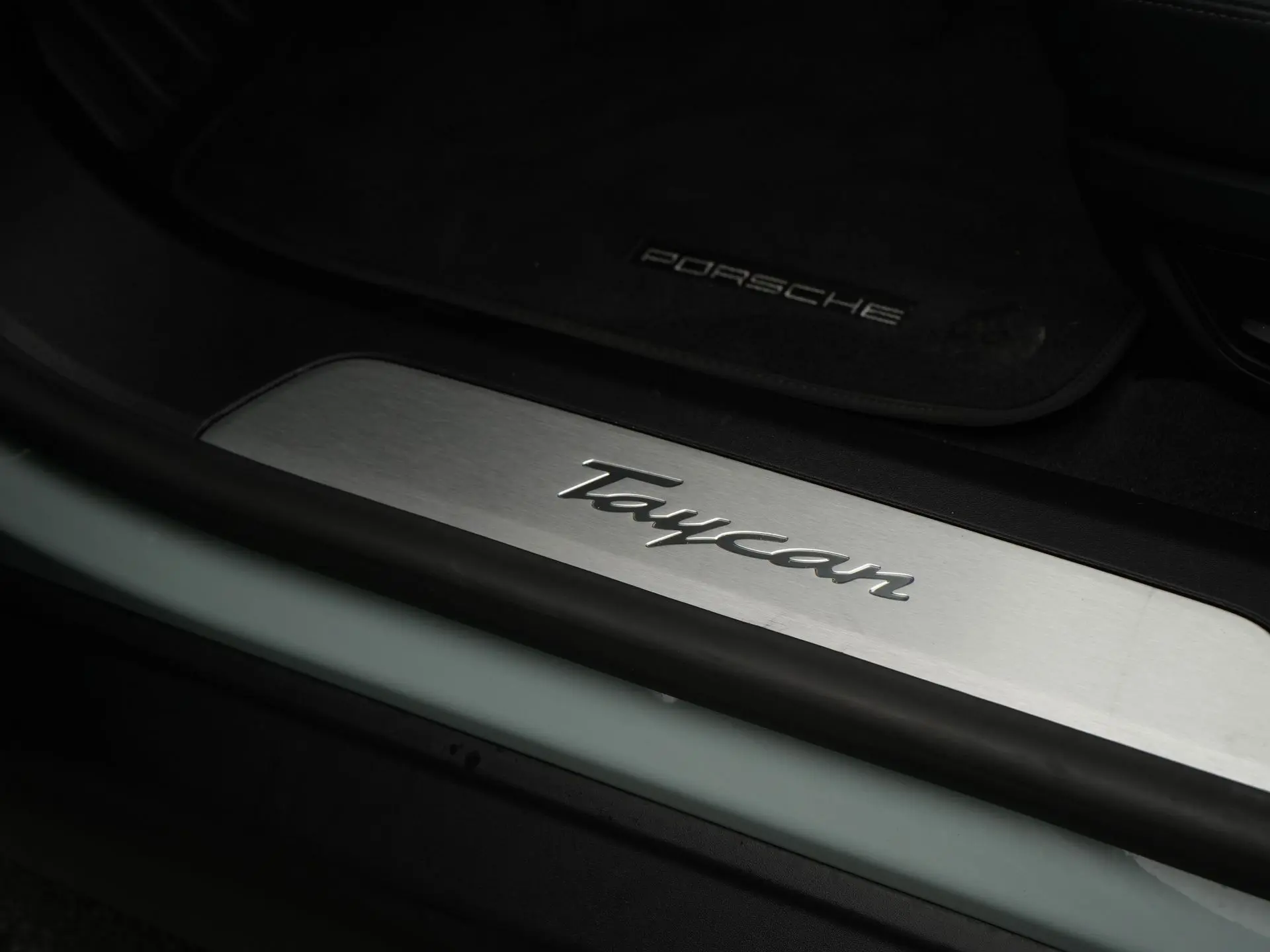 Taycan Sport Tursimo