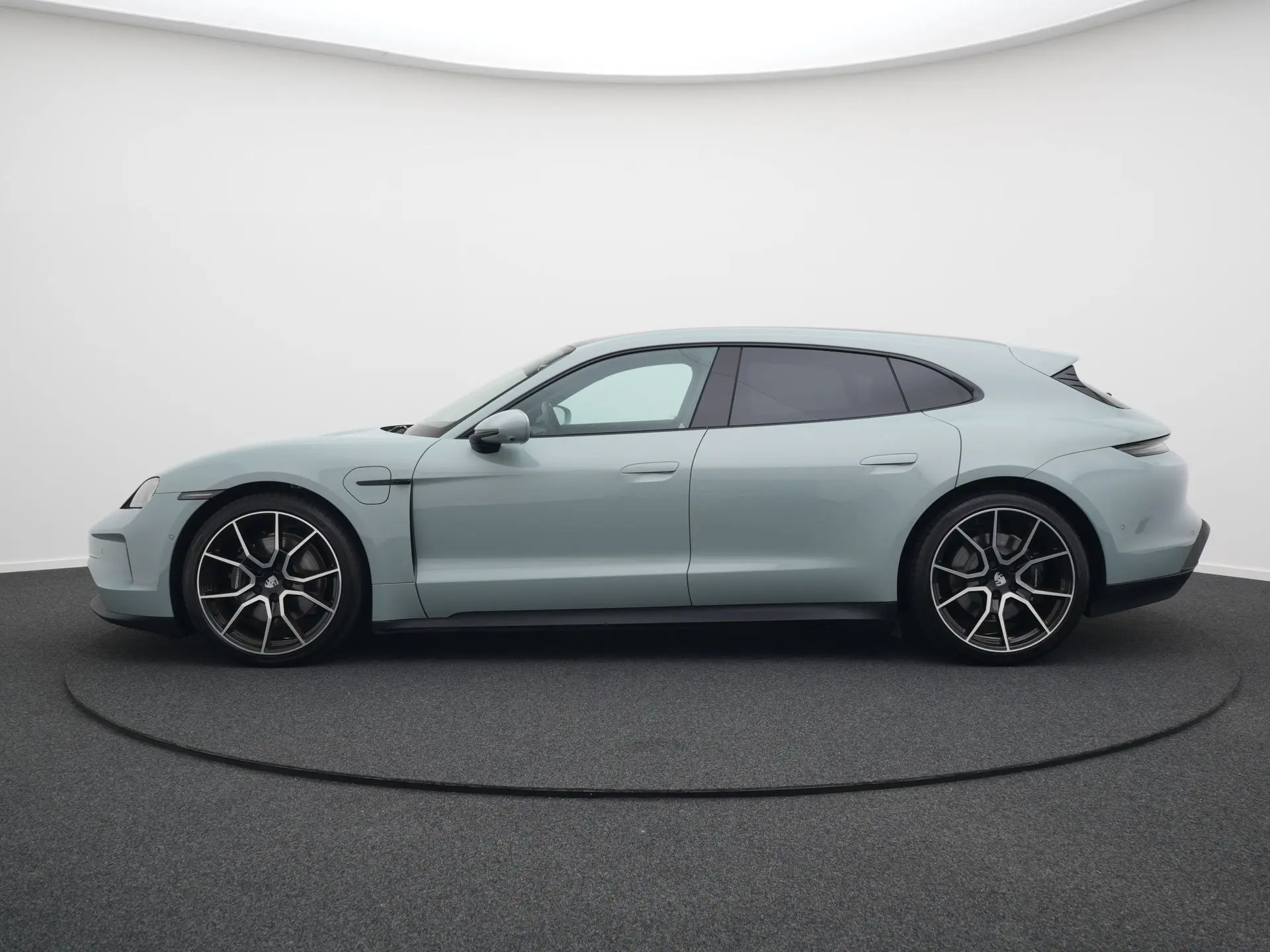 Taycan Sport Tursimo