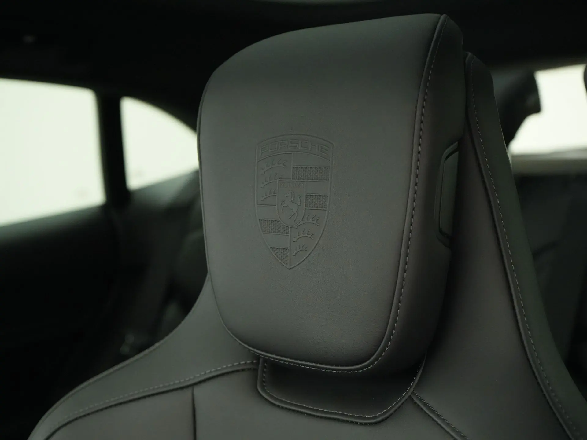 Taycan Sport Tursimo