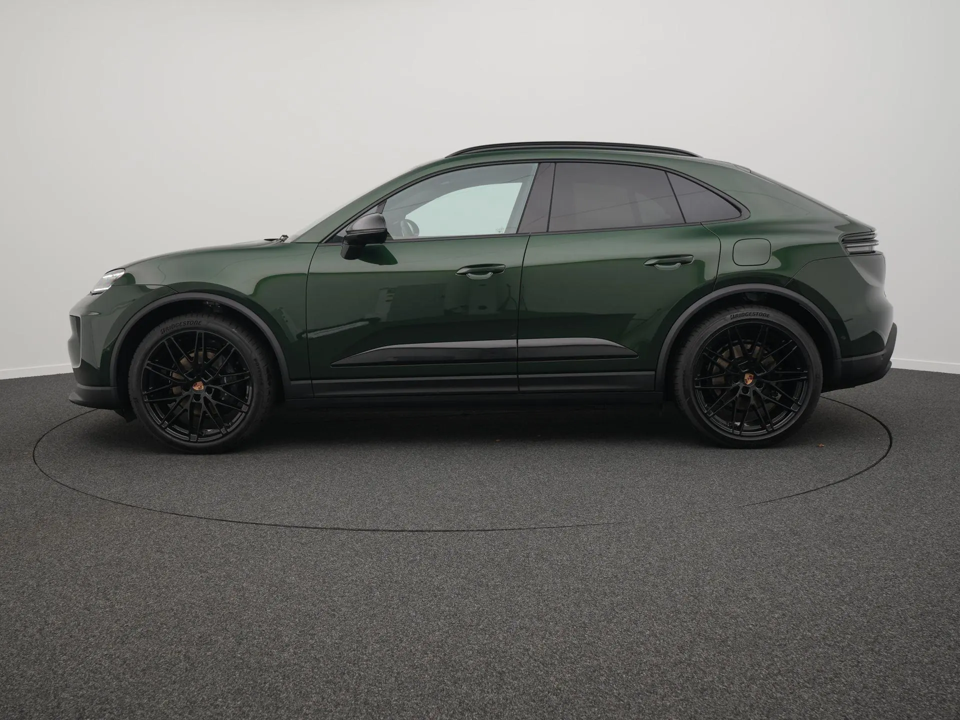 Macan 4