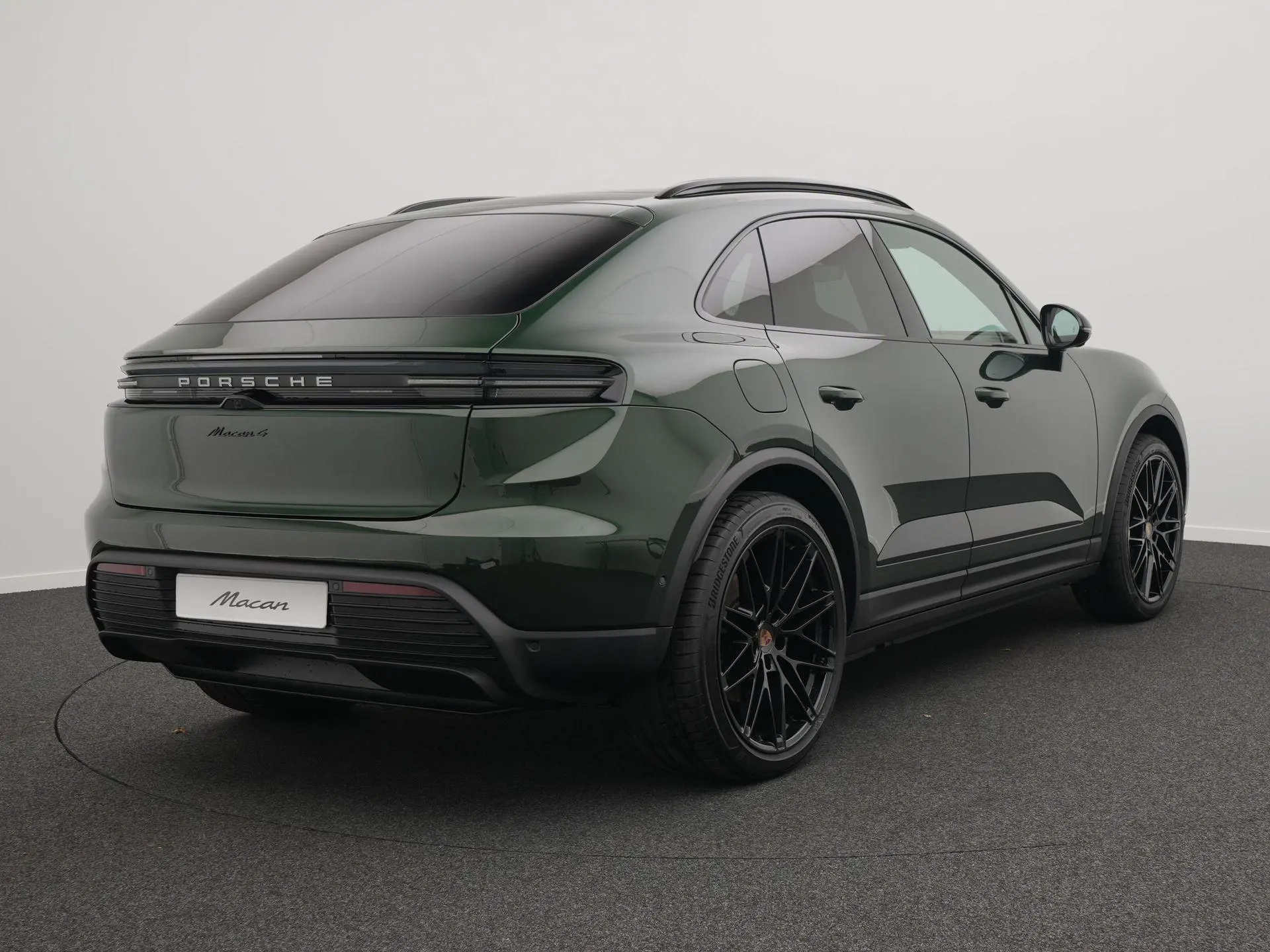 Macan 4