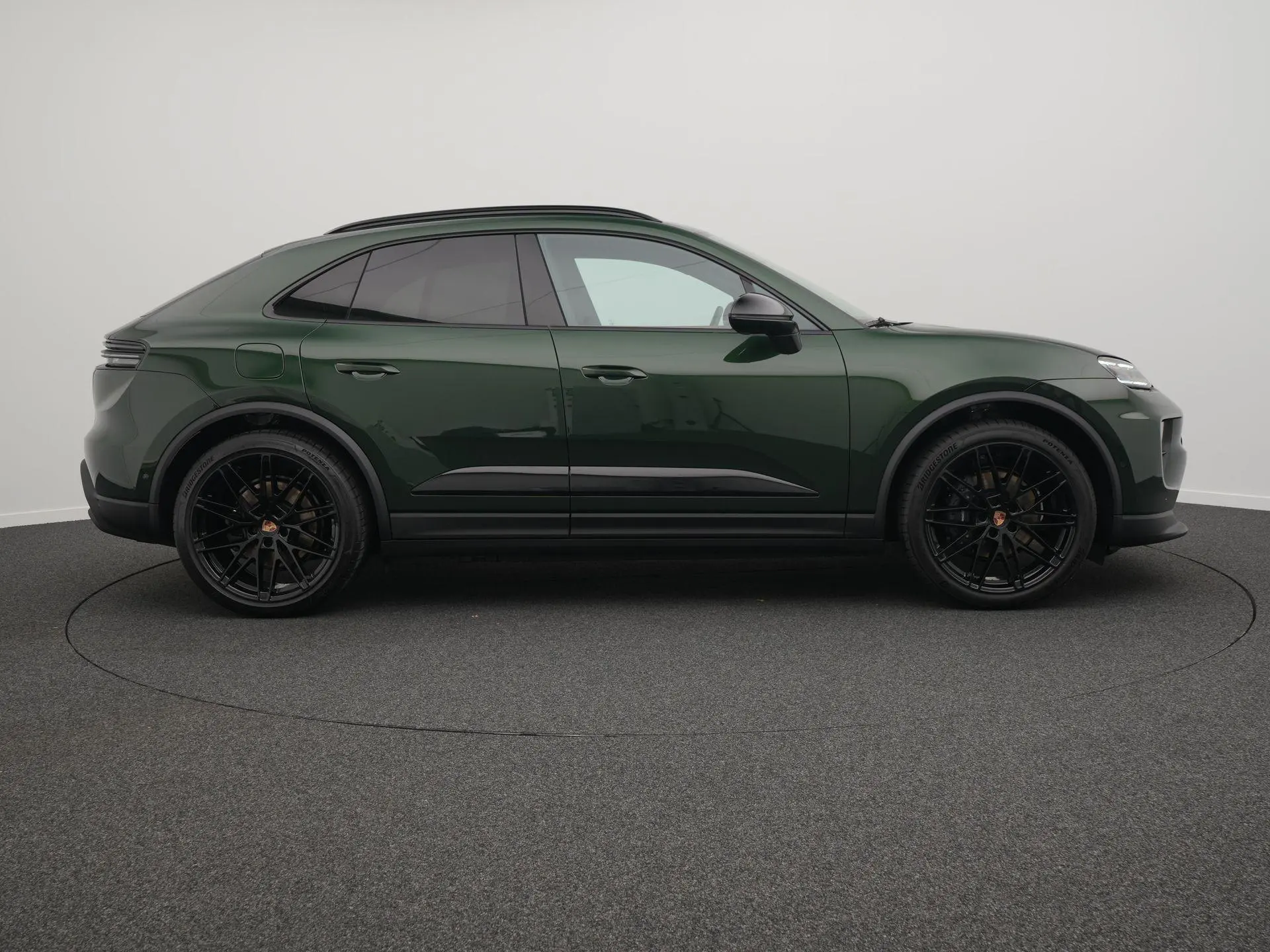 Macan 4