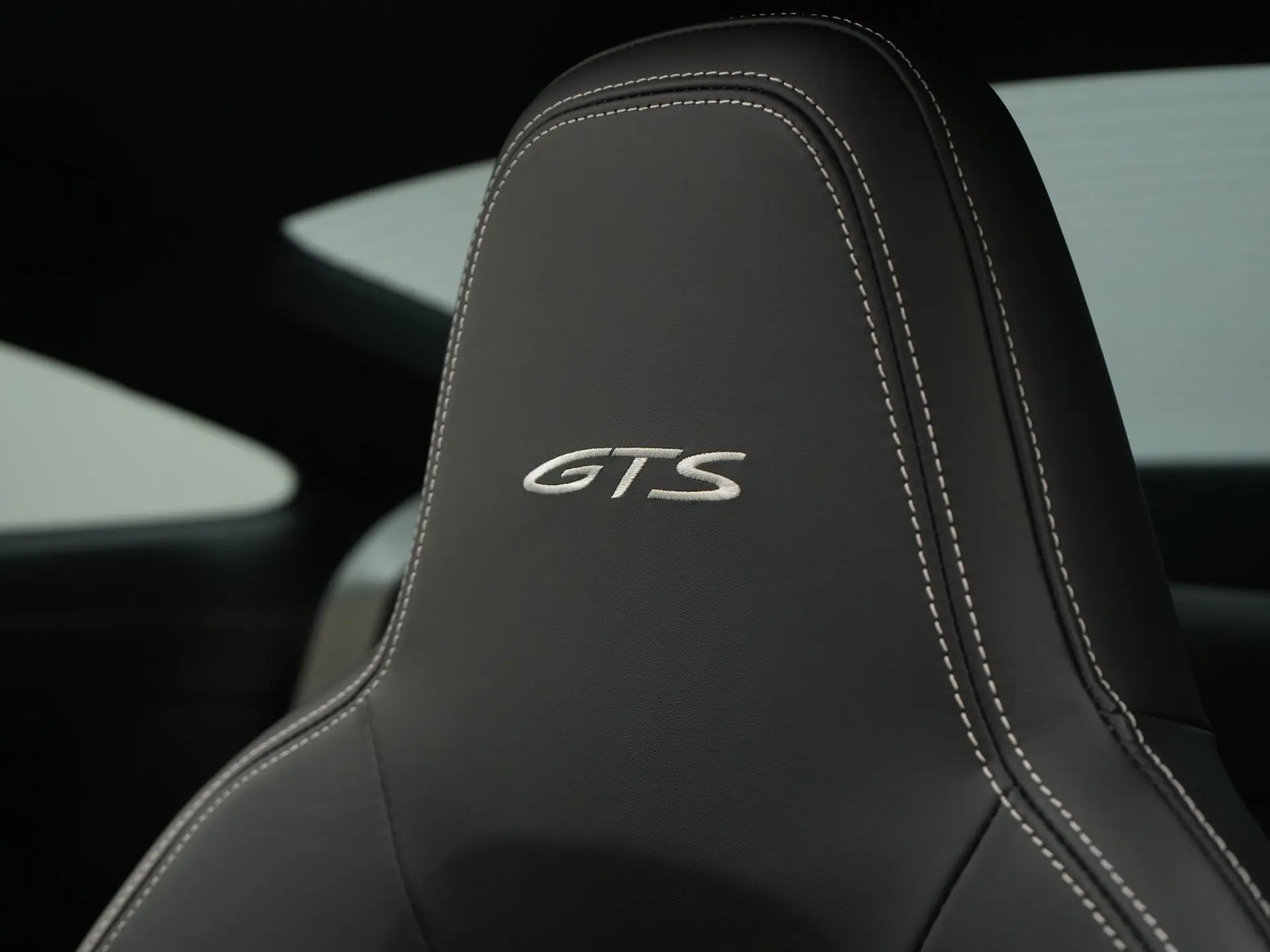 911 Carrera 4 GTS