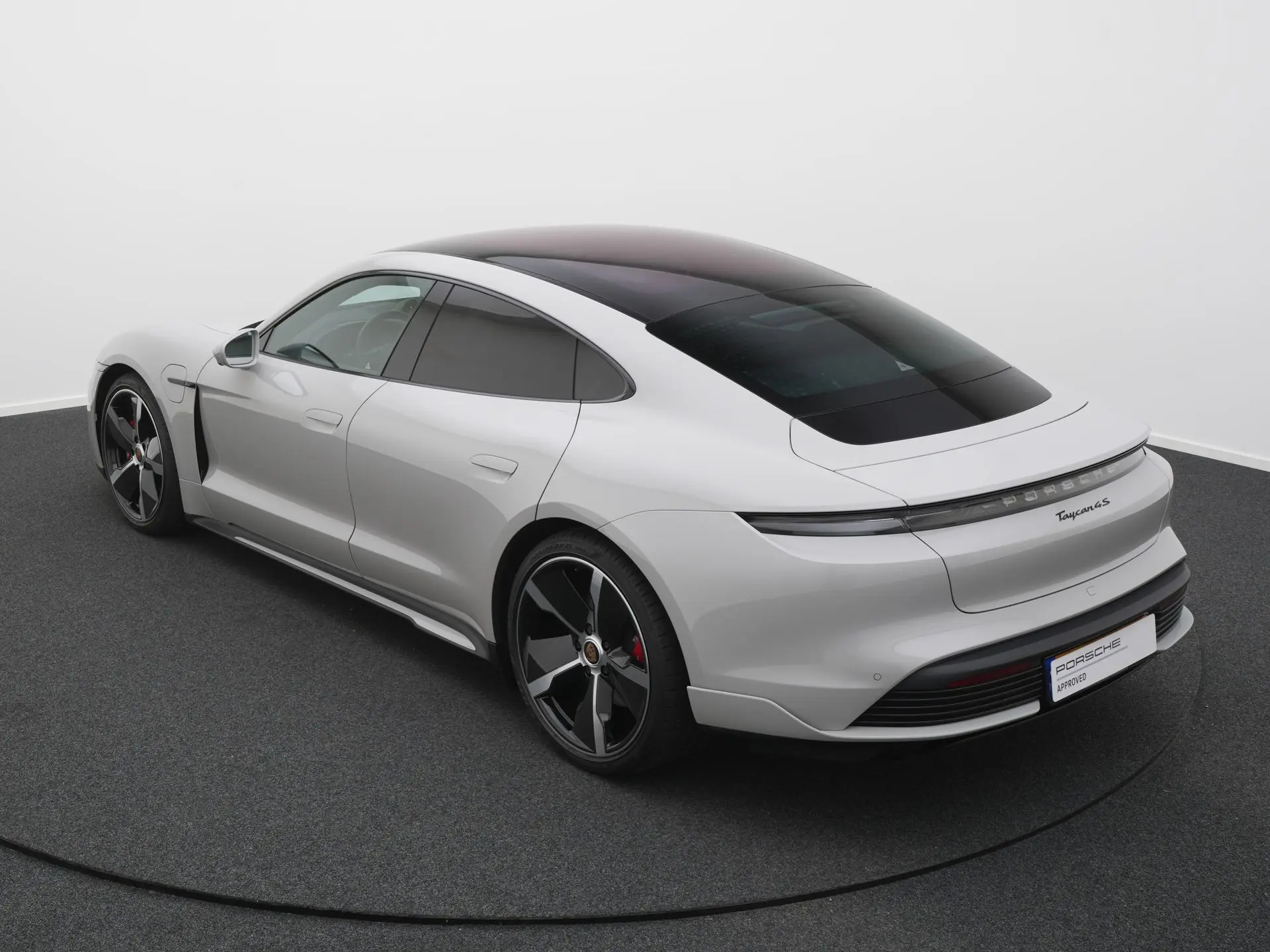 Taycan 4S