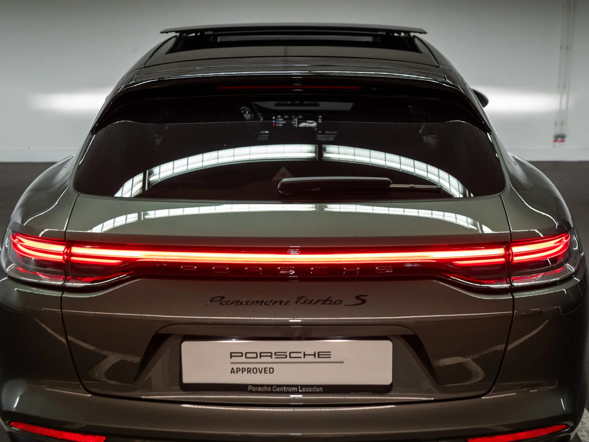 Panamera Turbo S E-Hybrid Sport Turismo