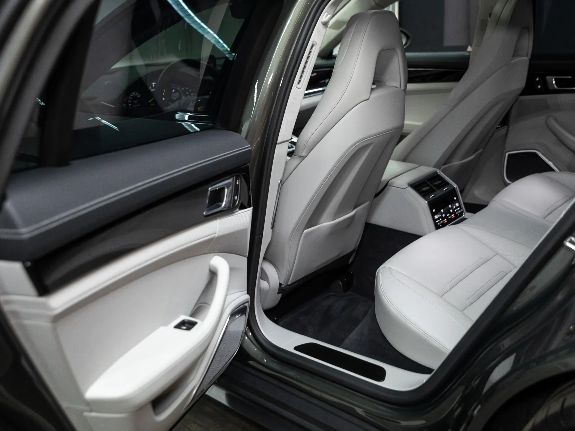 Panamera Turbo S E-Hybrid Sport Turismo