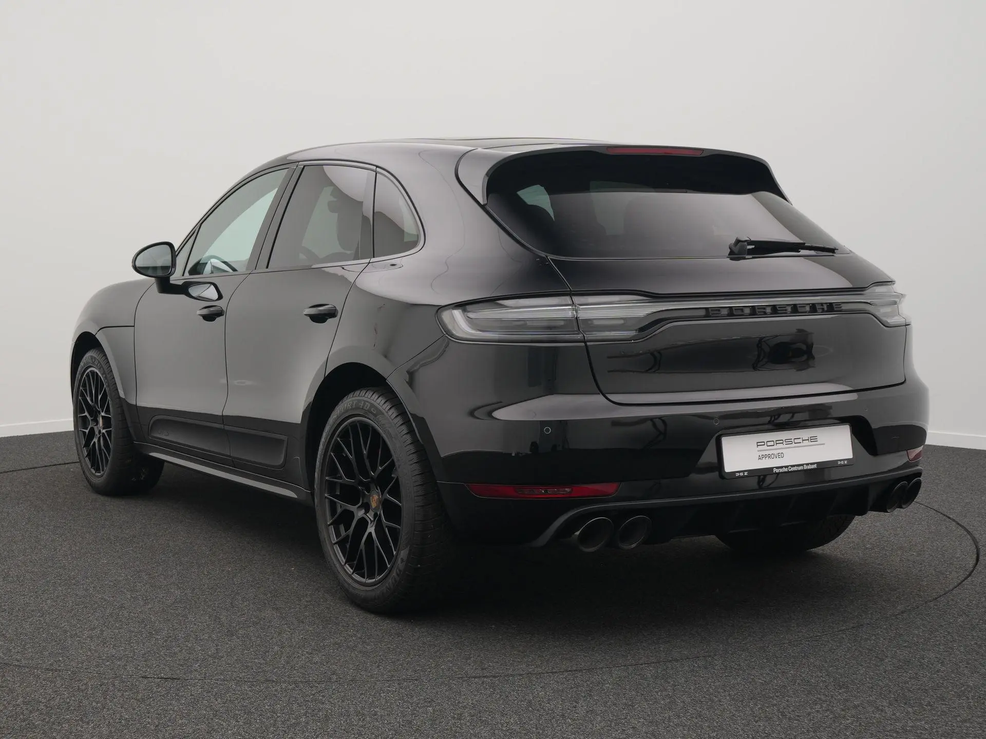 Macan GTS