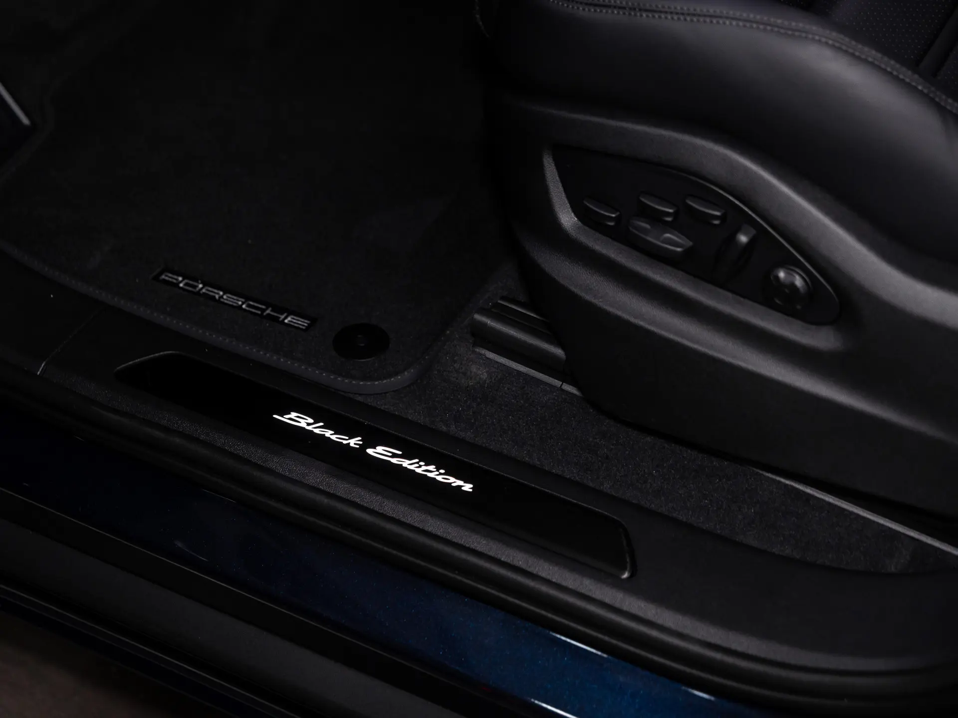 Cayenne S E-Hybrid Black Edition