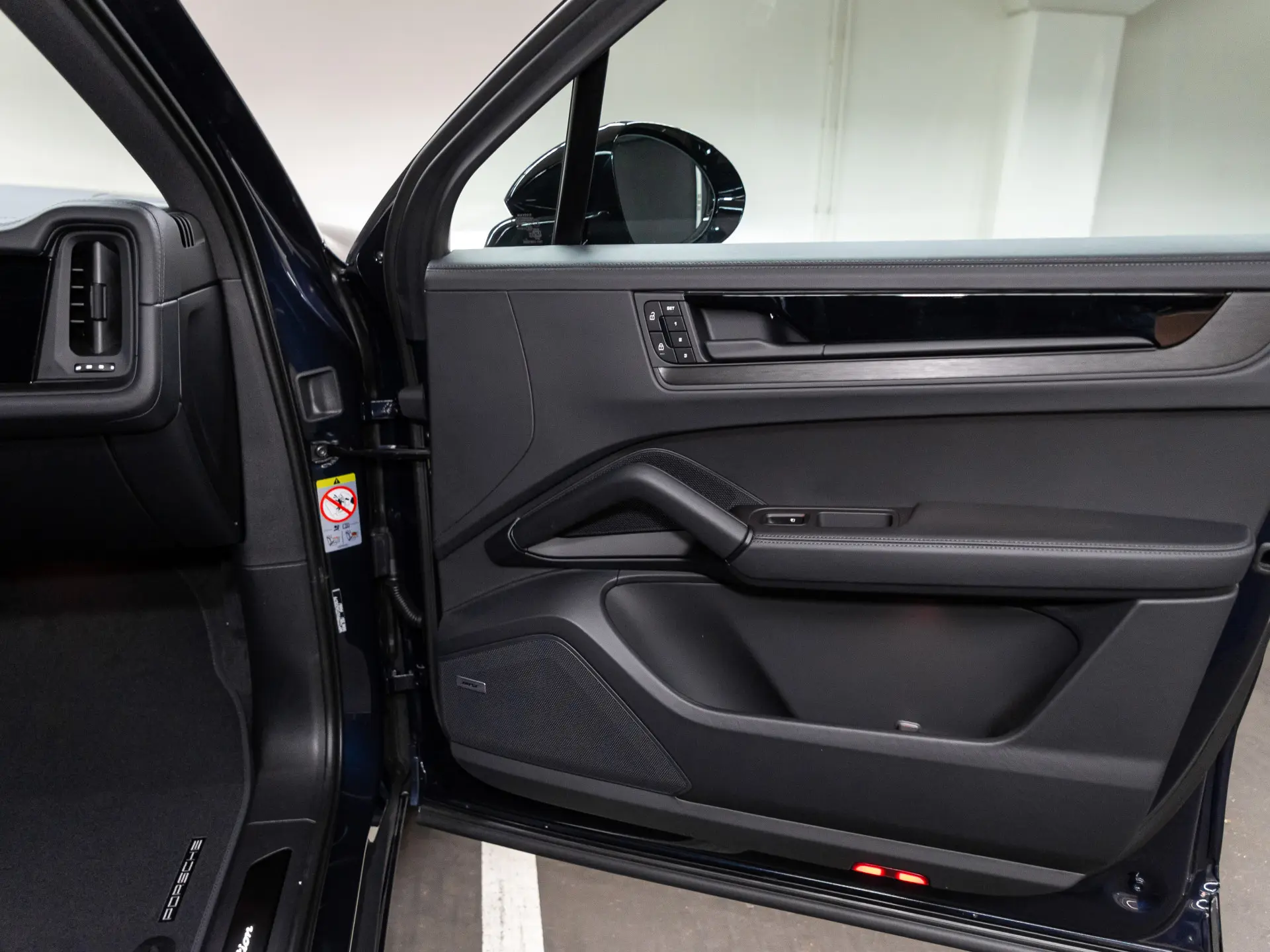 Cayenne S E-Hybrid Black Edition