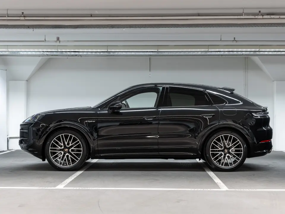 Porsche Cayenne E-Hybrid Black Edition Coupé