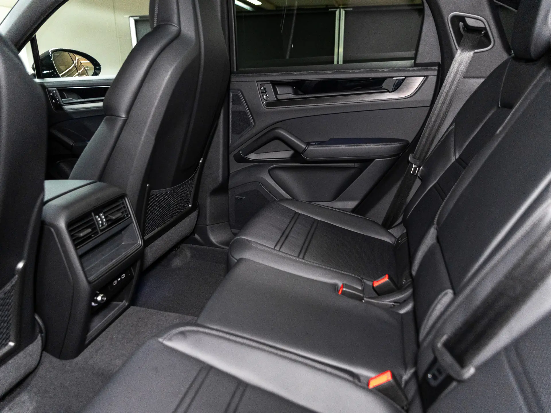 Cayenne E-Hybrid Black Edition Coupé