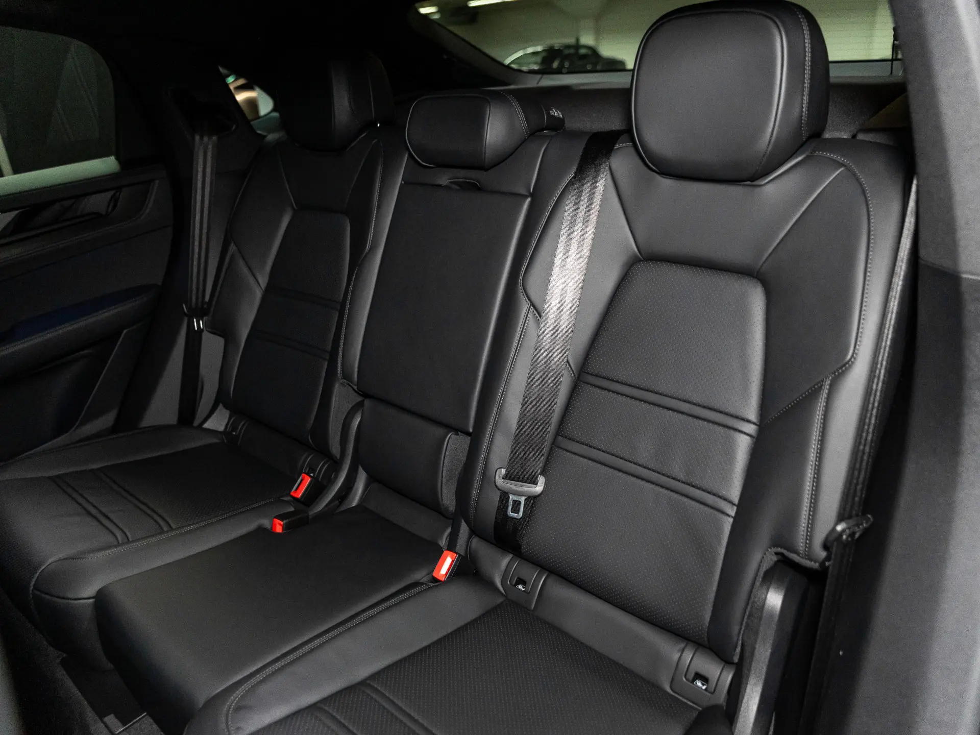 Cayenne E-Hybrid Black Edition Coupé