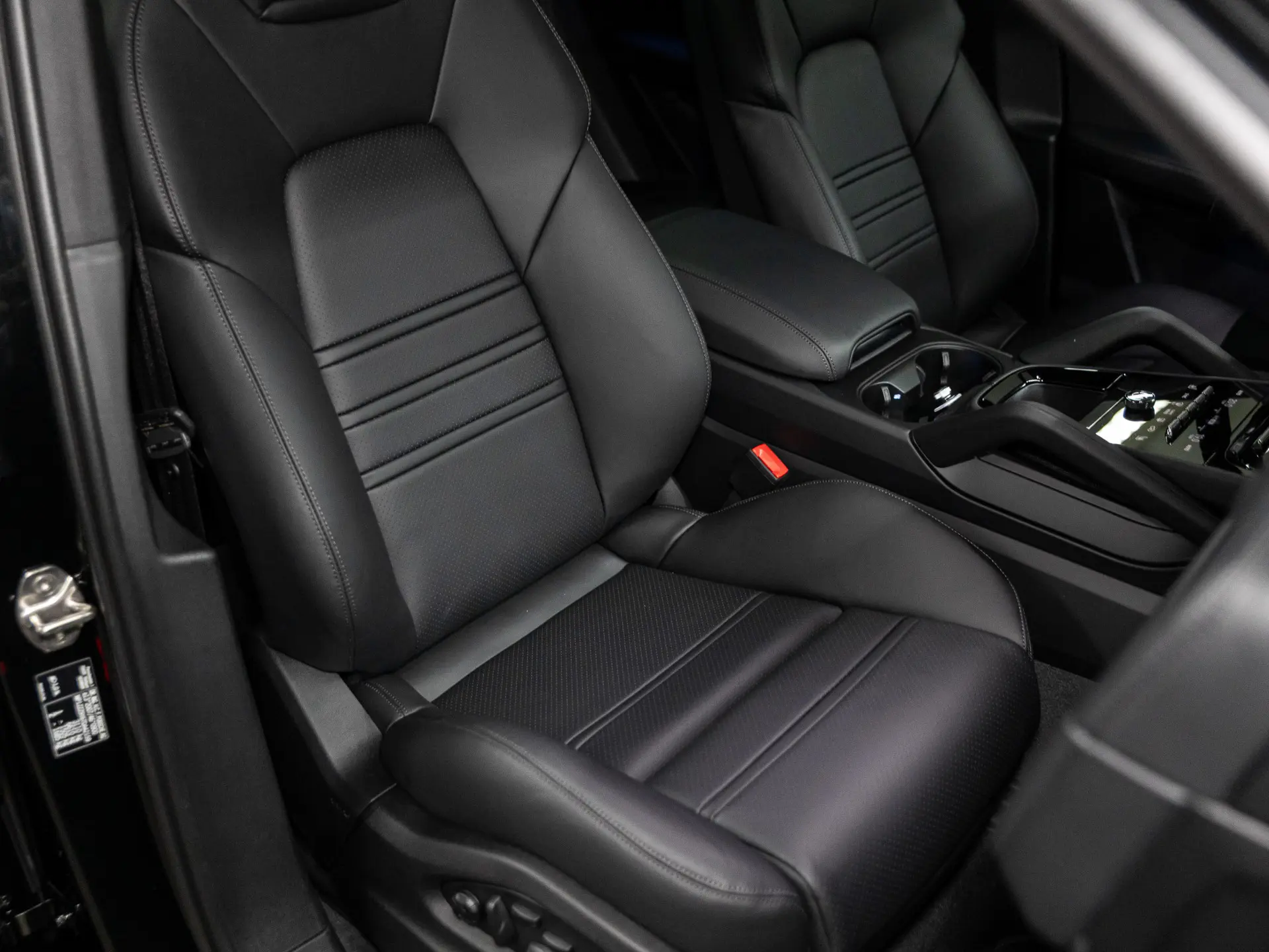 Cayenne E-Hybrid Black Edition Coupé