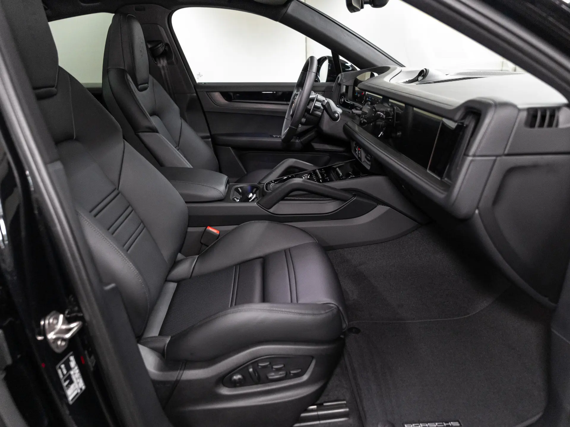 Cayenne E-Hybrid Black Edition Coupé