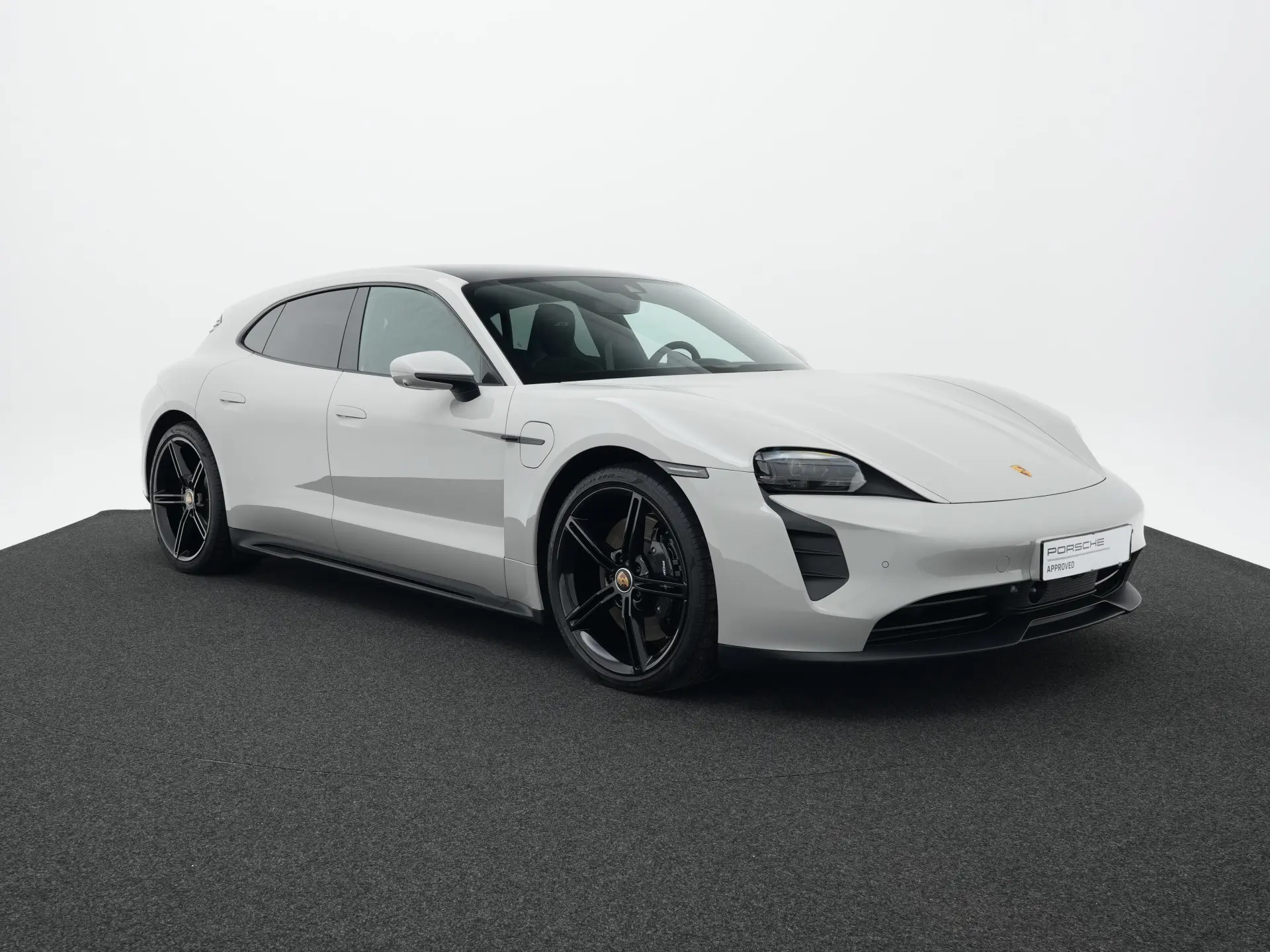 Taycan GTS Sport Turismo