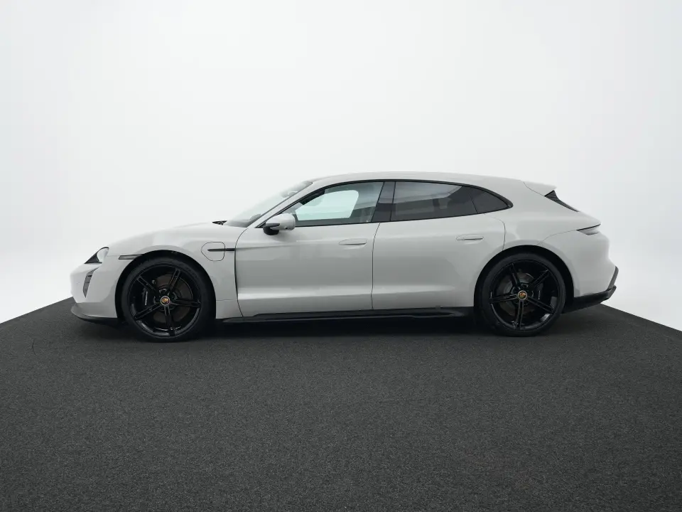 Porsche Taycan GTS Sport Turismo