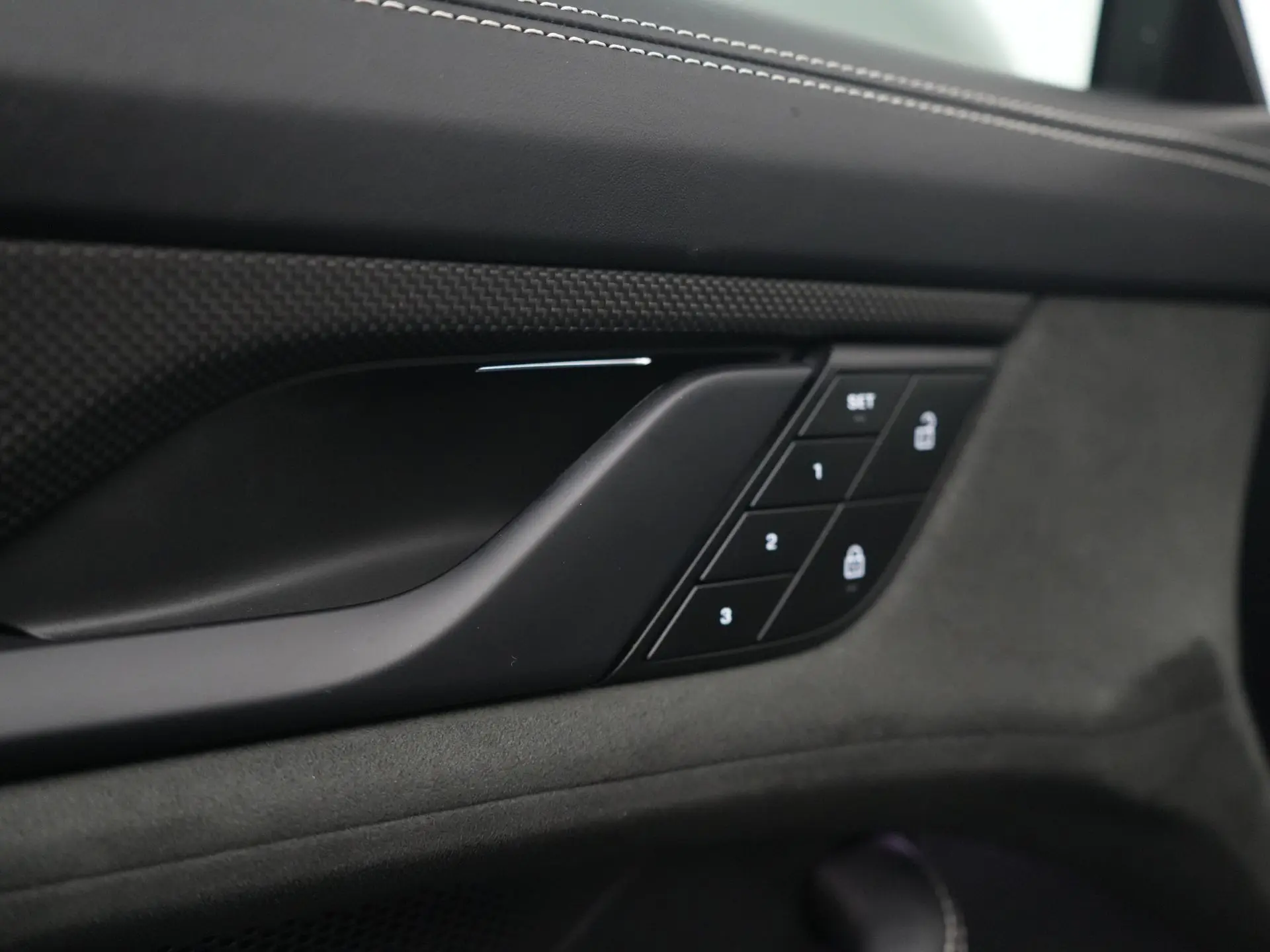 Taycan GTS Sport Turismo