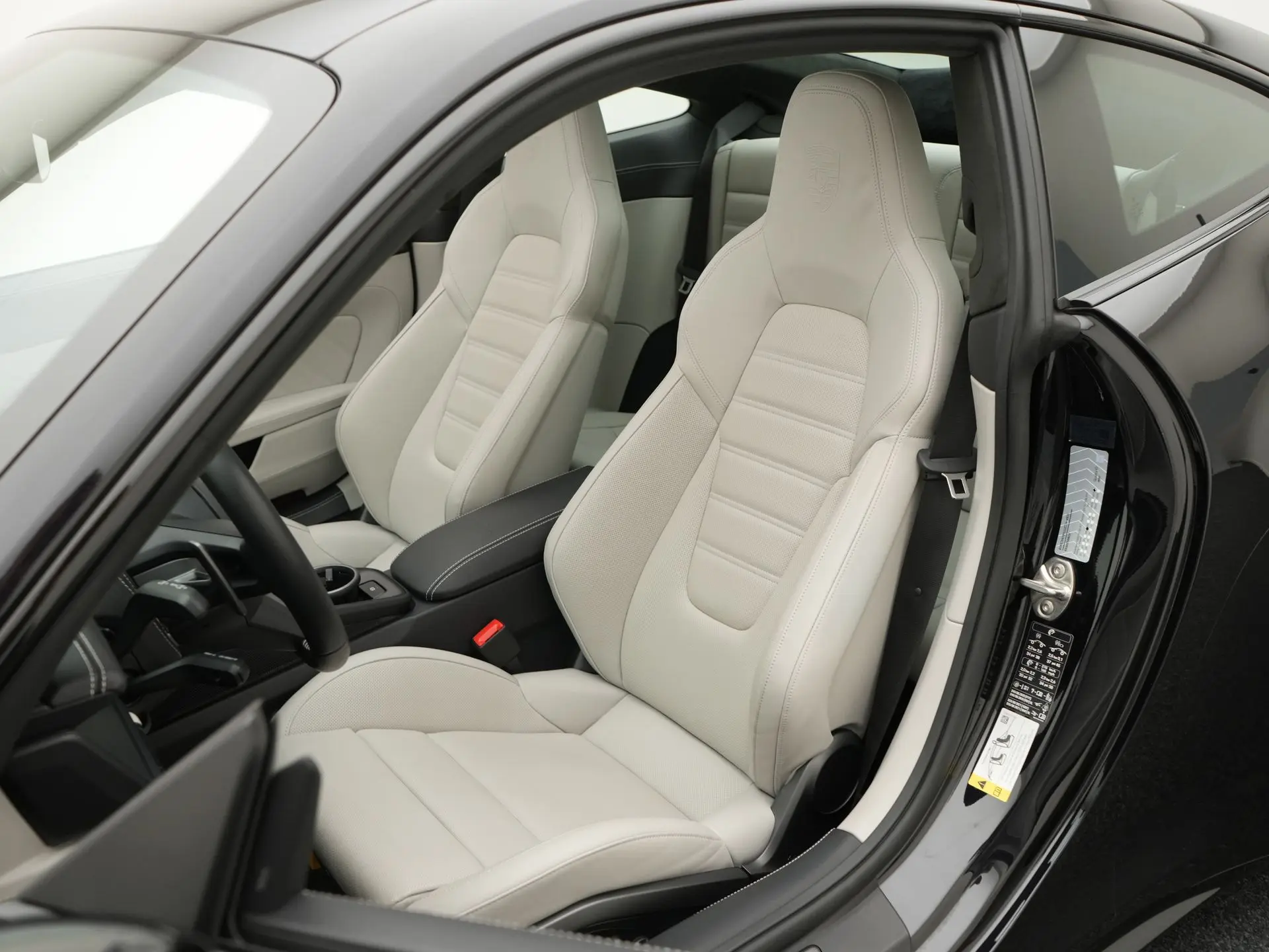 911 Carrera 4 GTS MJ2024