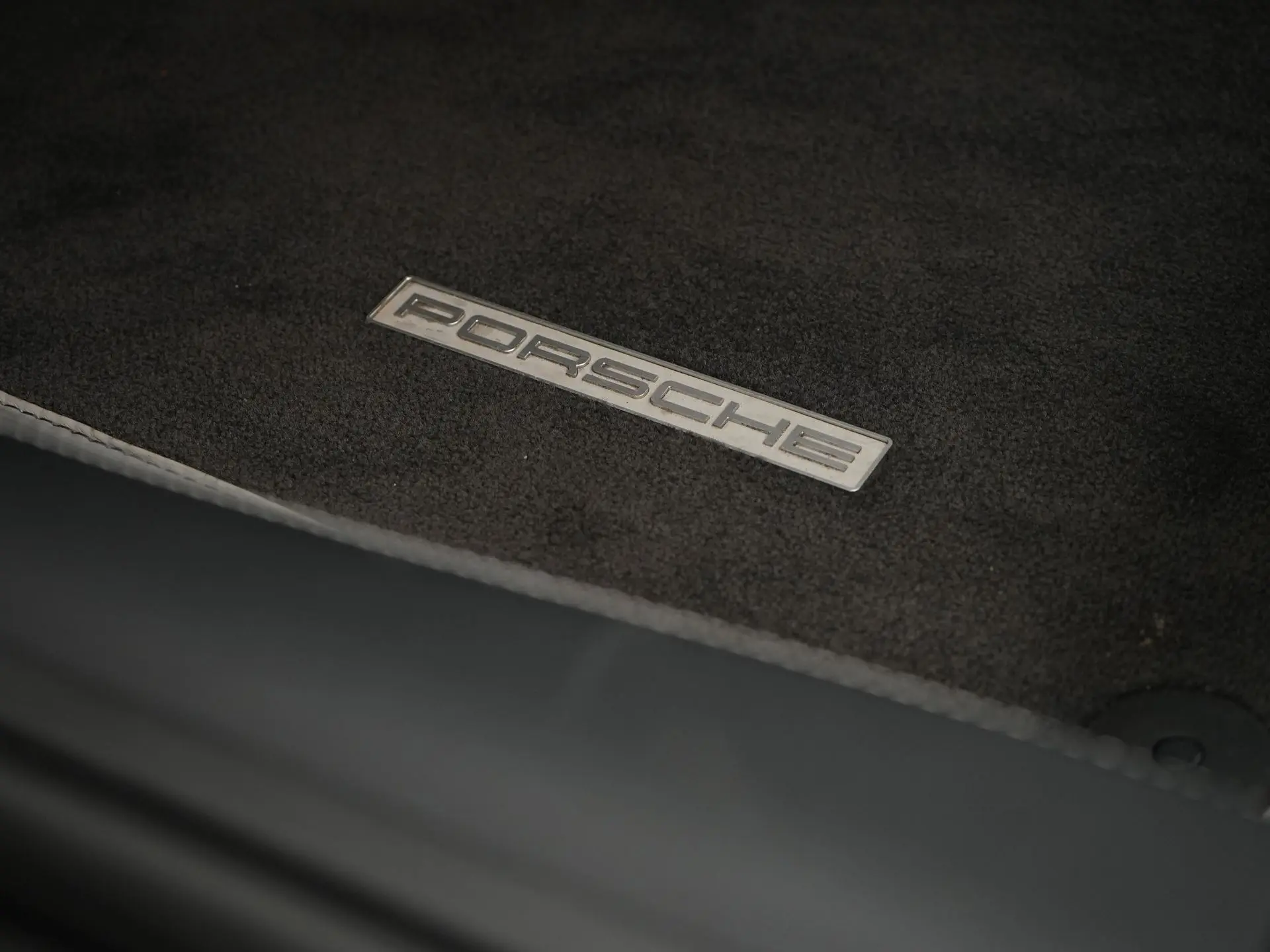 911 Carrera 4 GTS MJ2024