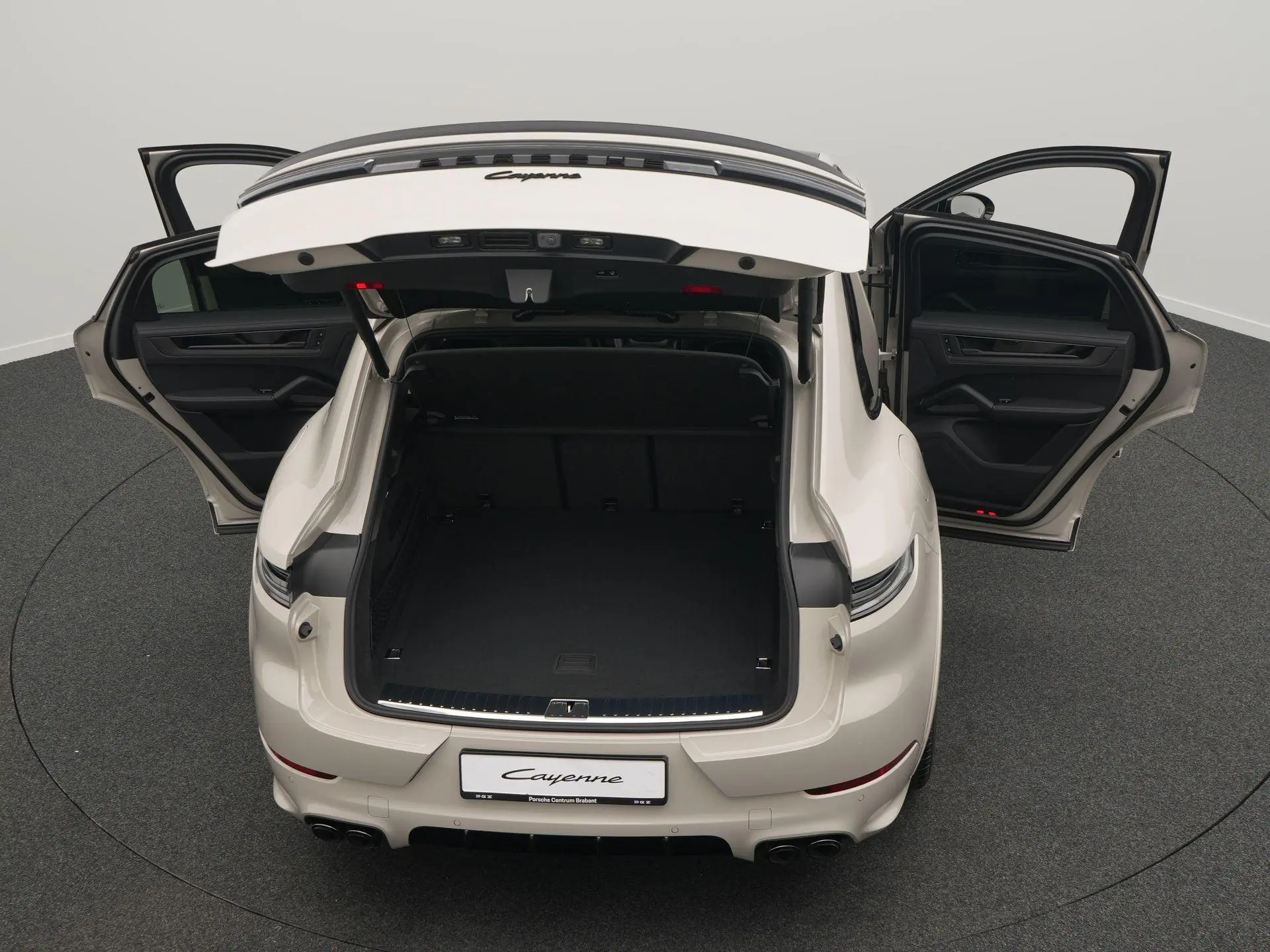 Cayenne Coupé E-Hybrid Black Edition