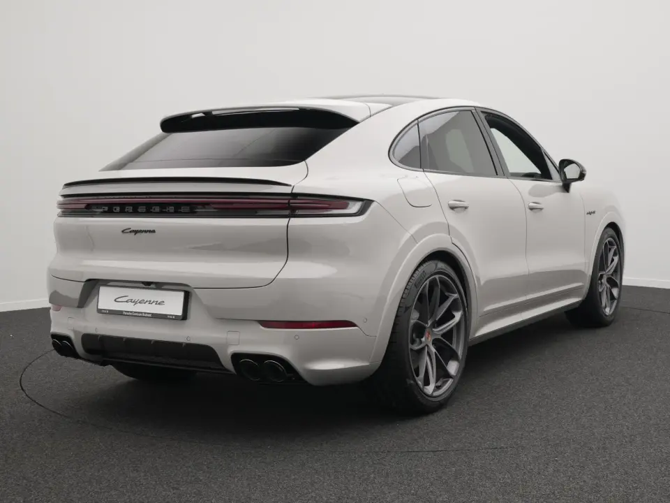 Cayenne E-Hybrid Black Edition Coupé