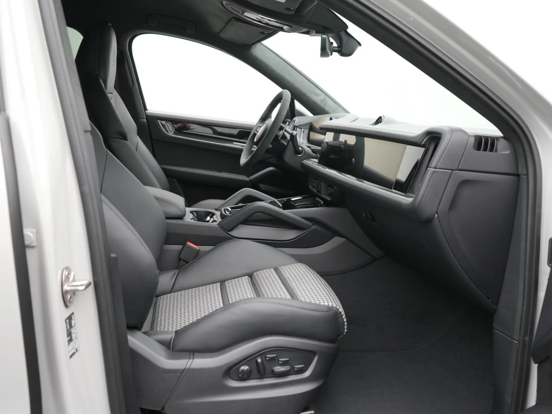Cayenne E-Hybrid Black Edition Coupé