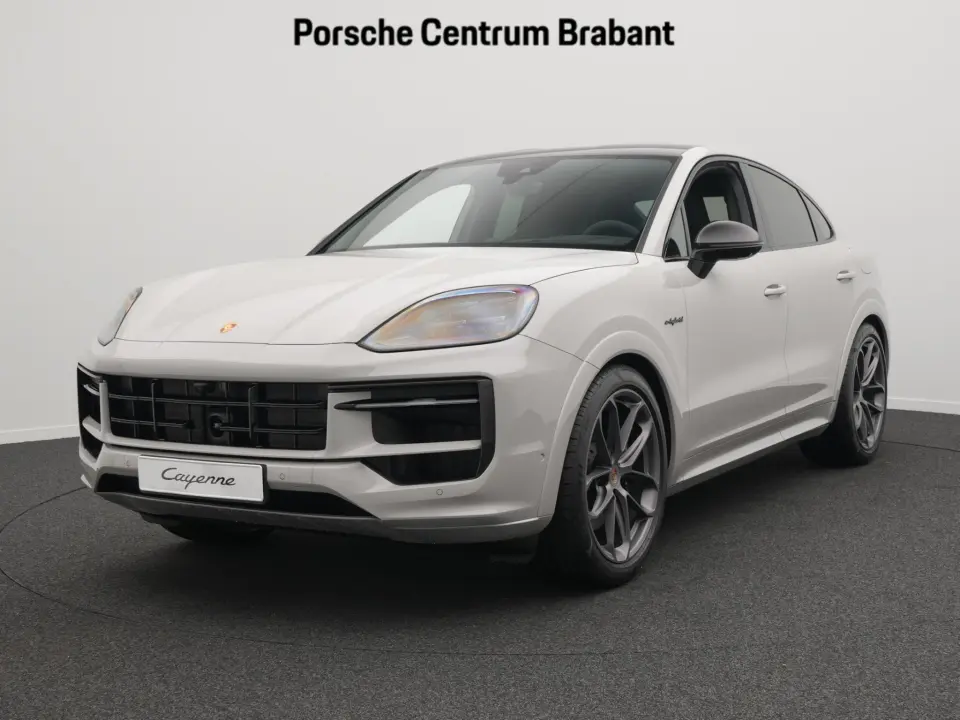 Porsche Cayenne E-Hybrid Black Edition Coupé