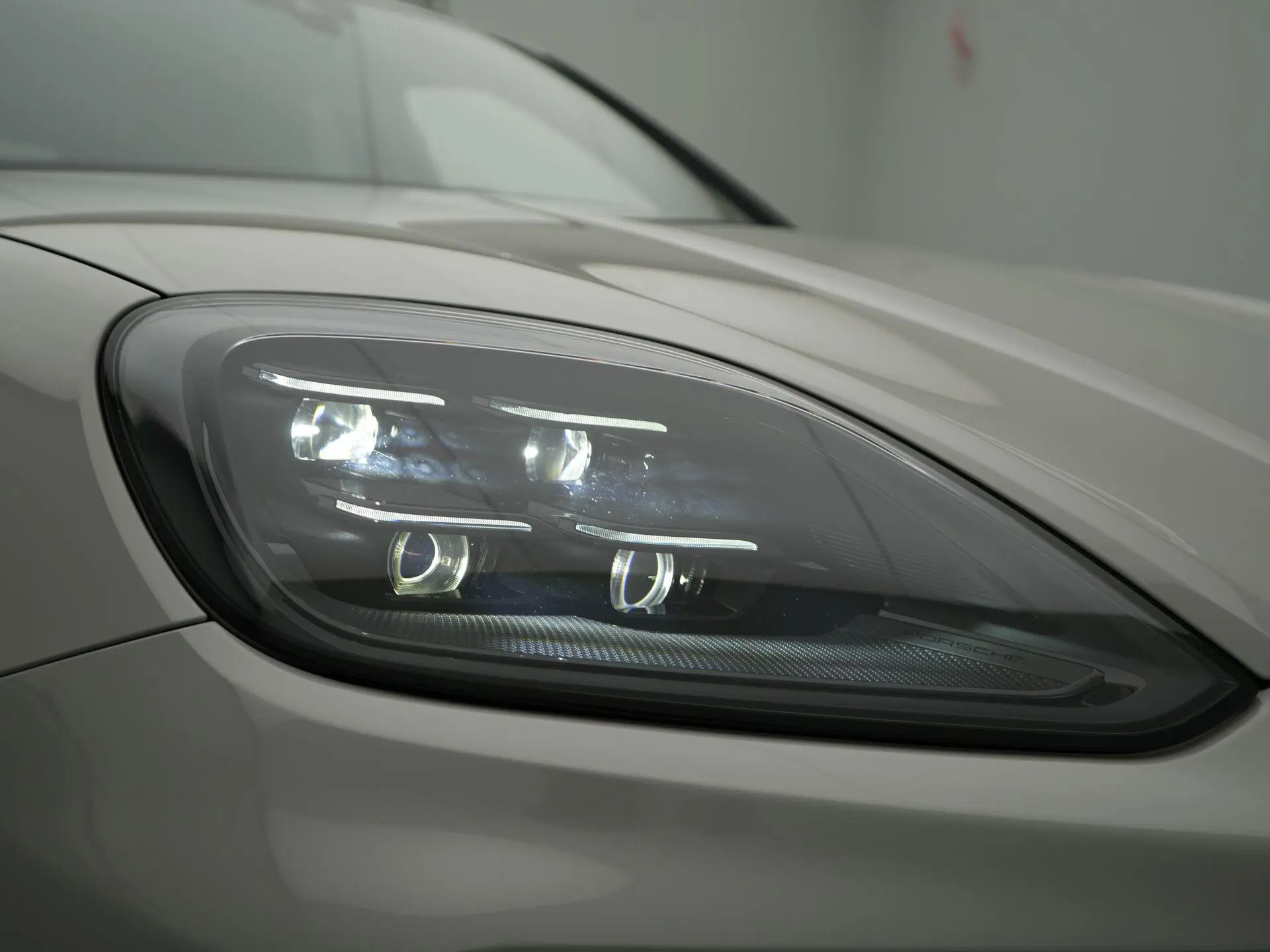 Cayenne Coupé E-Hybrid Black Edition