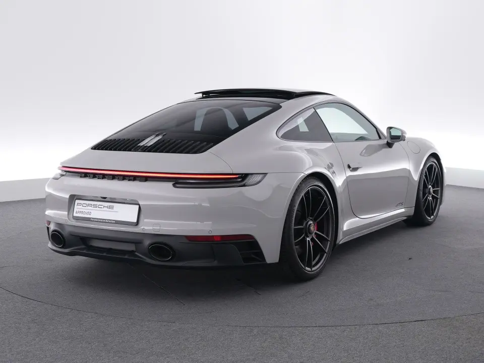 911 Carrera 4 GTS