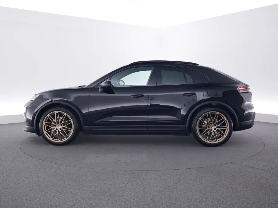 Macan 4