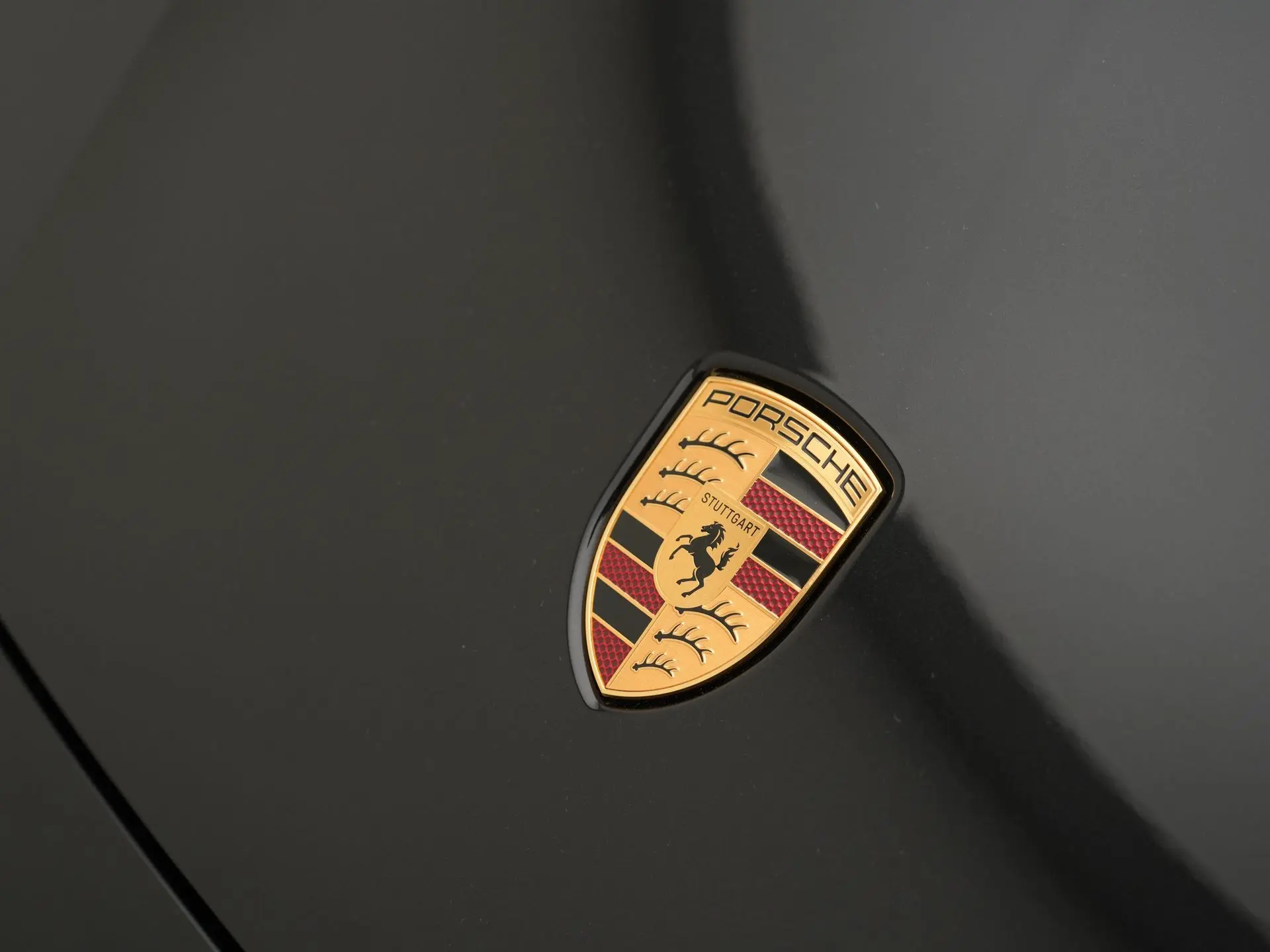 Taycan 4 Black Edition