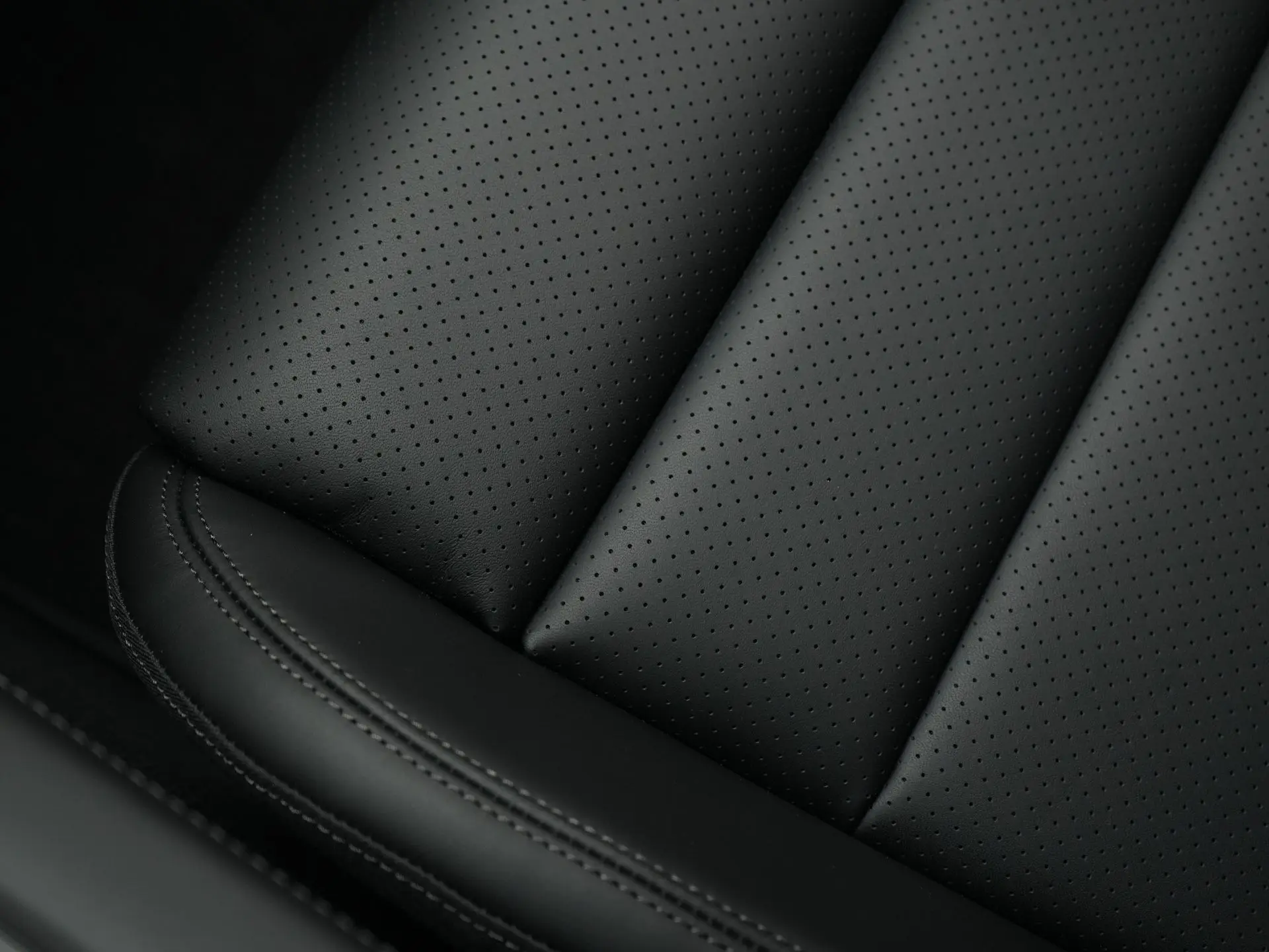 Taycan 4 Black Edition