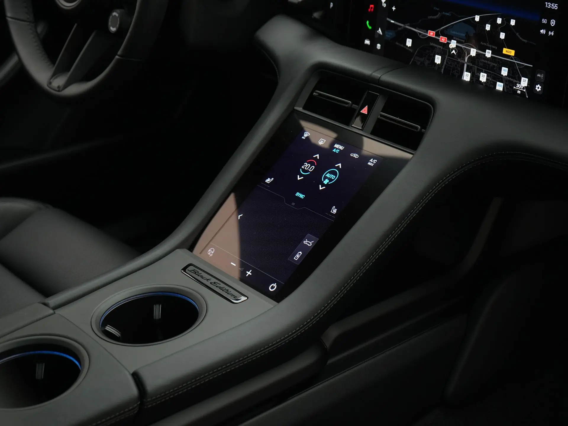 Taycan 4 Black Edition