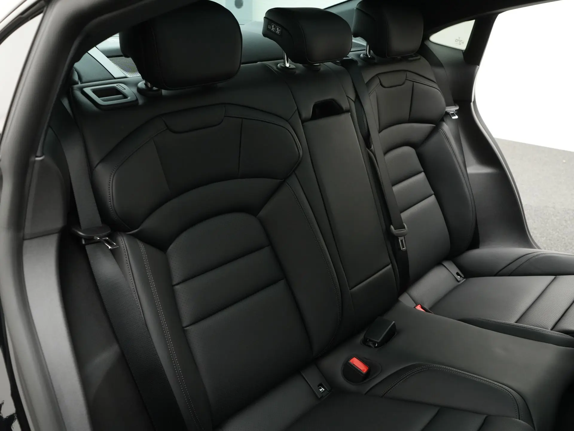 Taycan 4 Black Edition