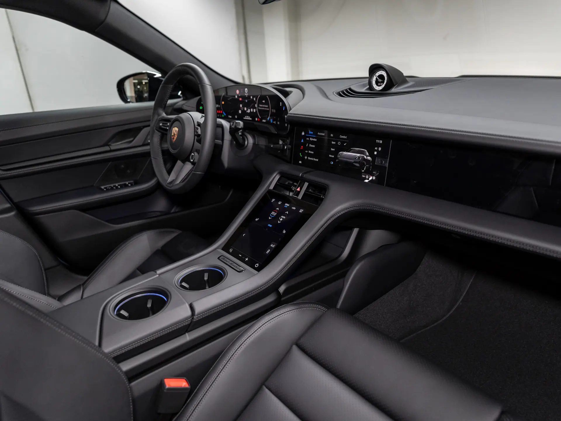 Taycan Black Edition