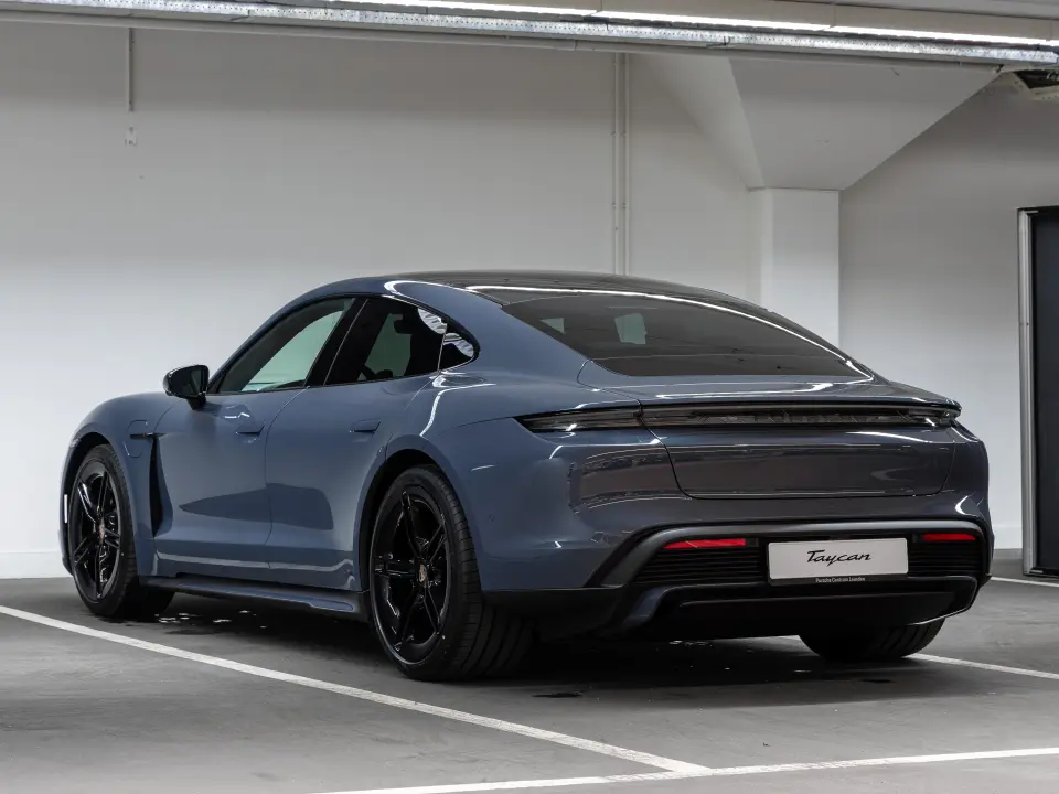 Porsche Taycan Black Edition