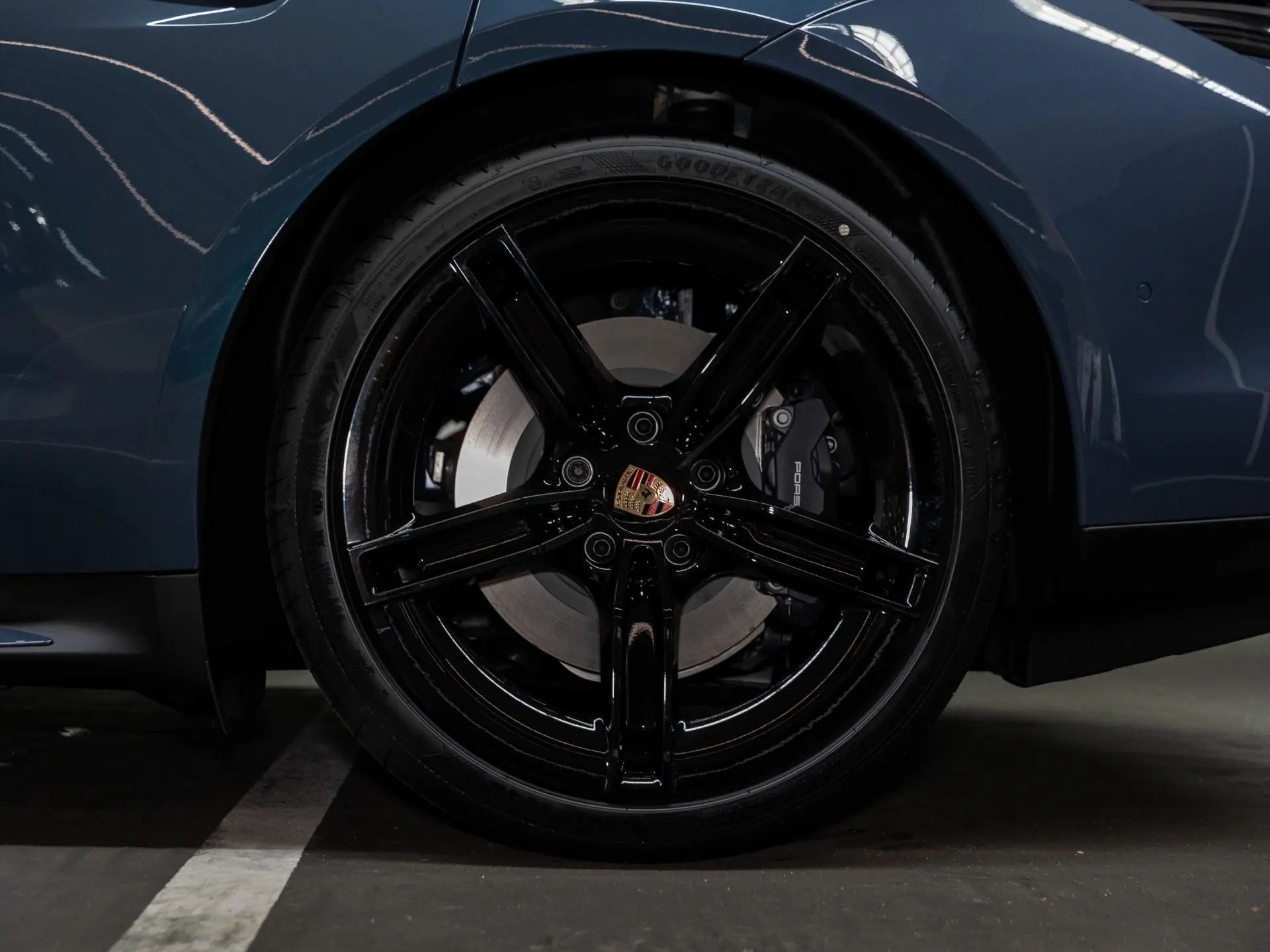 Taycan Black Edition