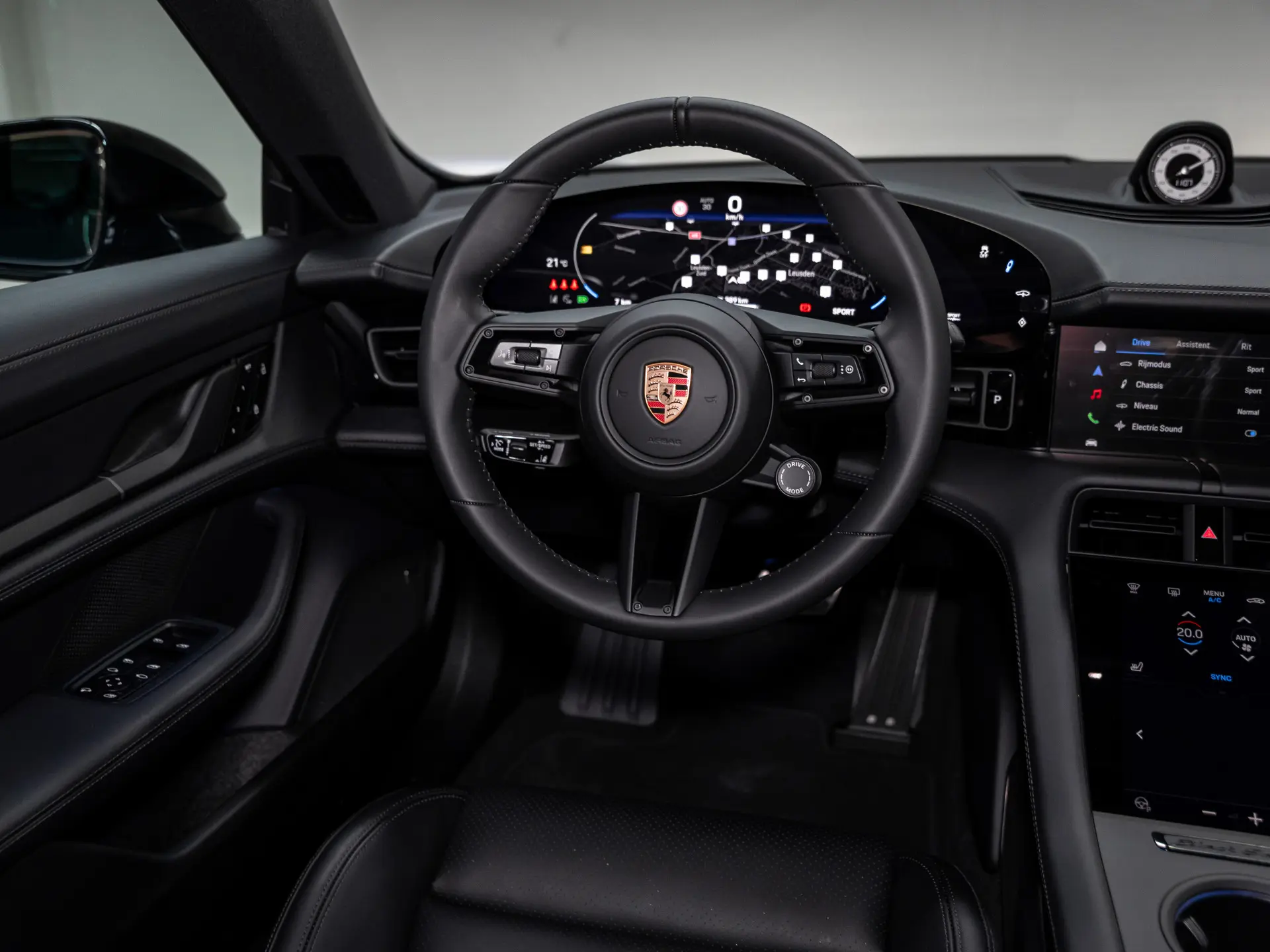 Taycan Black Edition