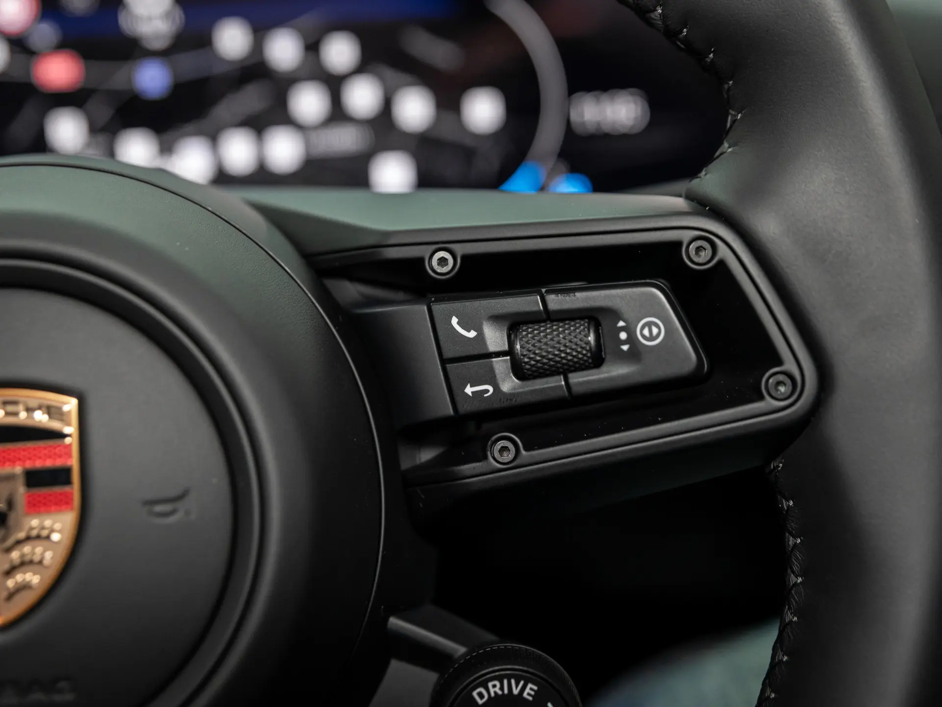 Taycan Black Edition