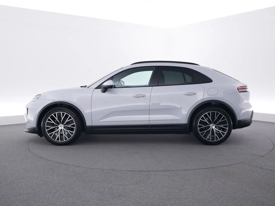 Macan 4