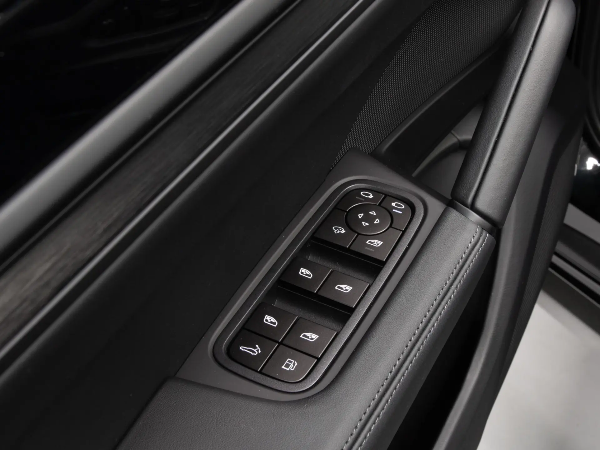 Cayenne S E-Hybrid Black Edition