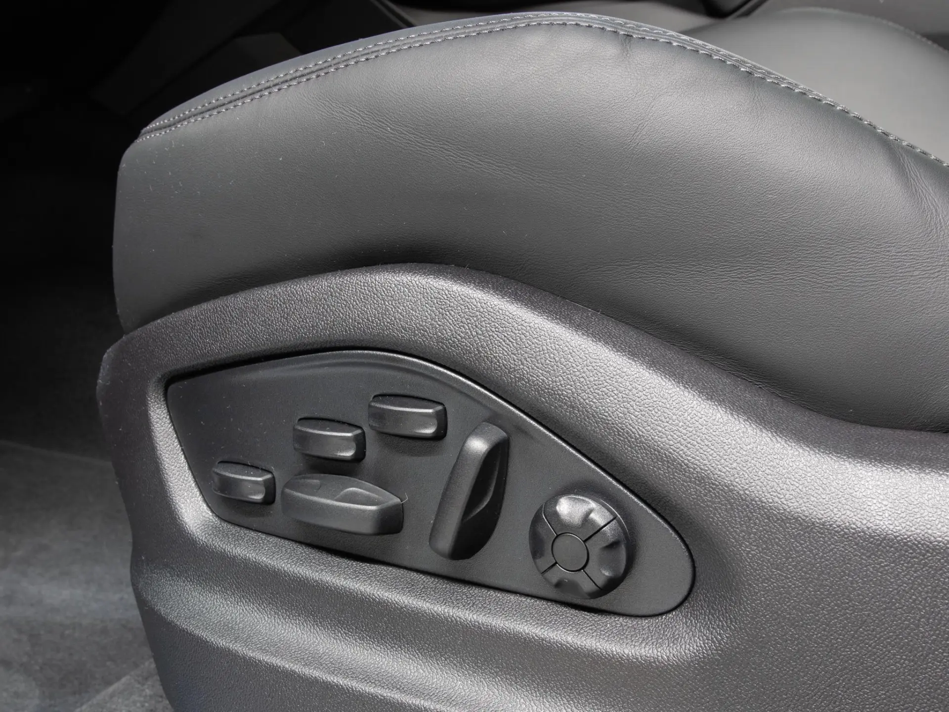 Cayenne S E-Hybrid Black Edition