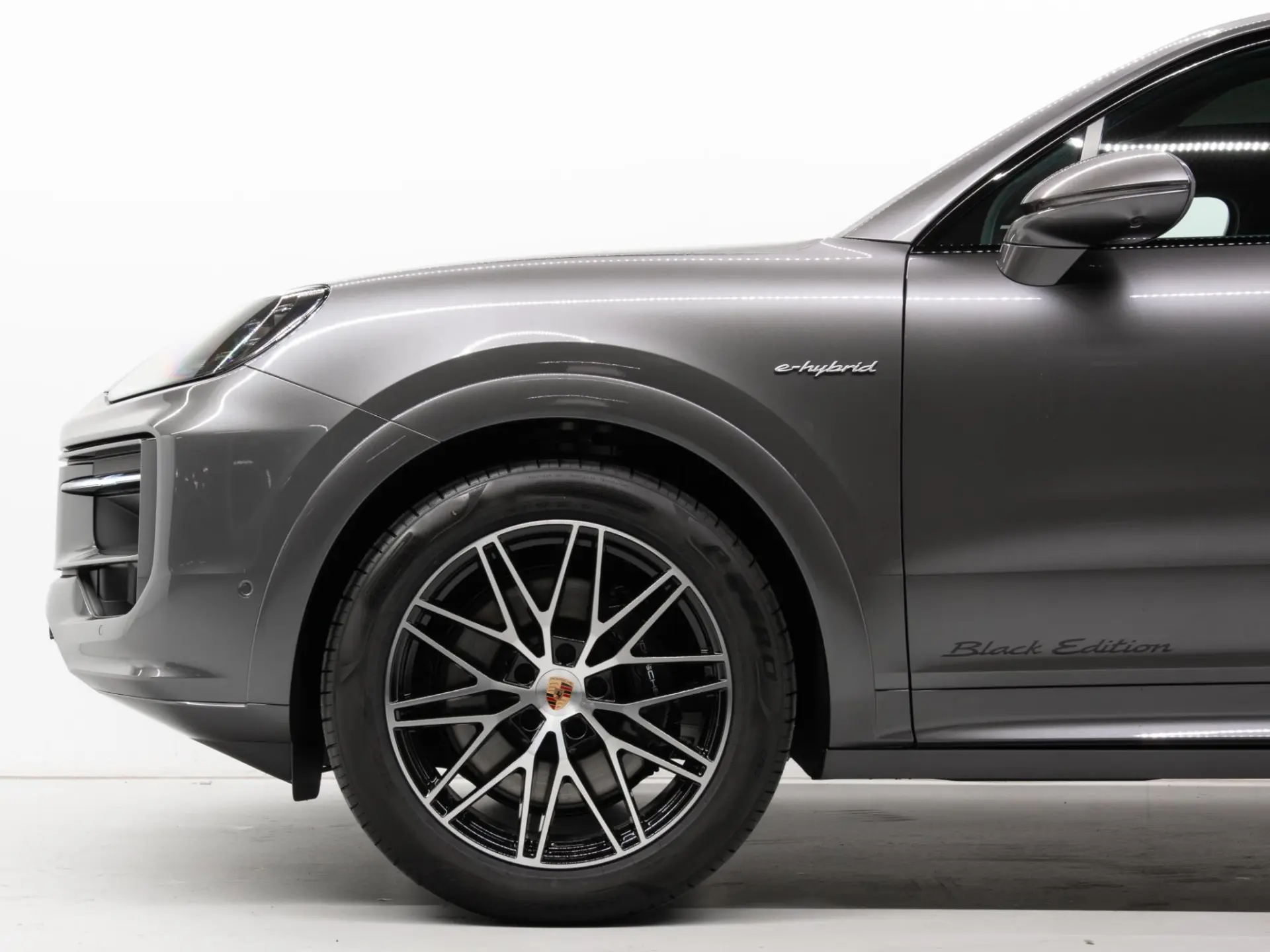 Cayenne E-Hybrid Black Edition