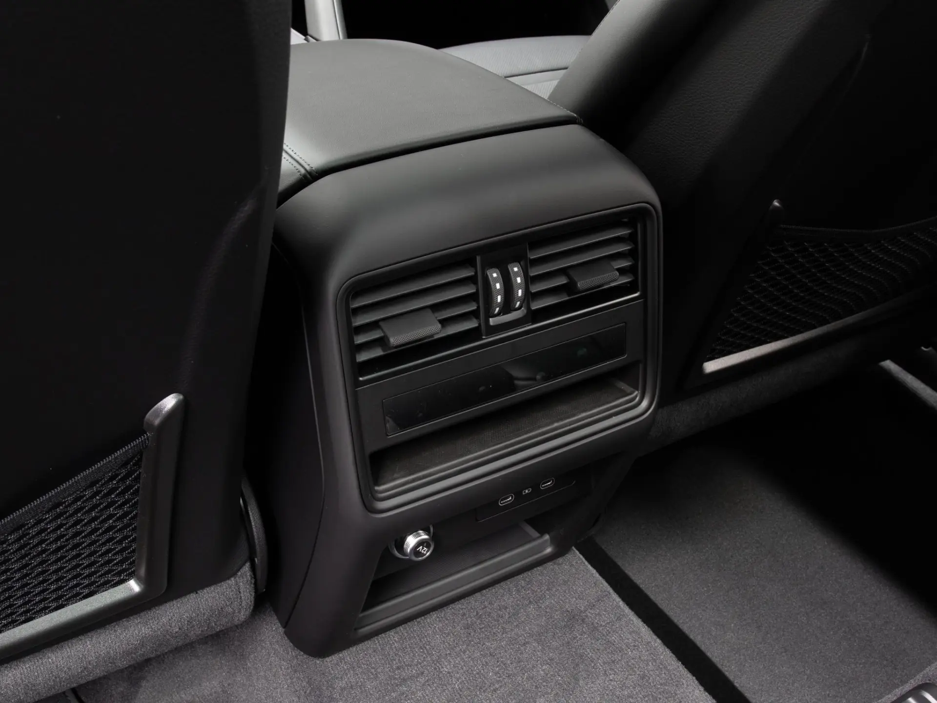 Cayenne E-Hybrid Black Edition