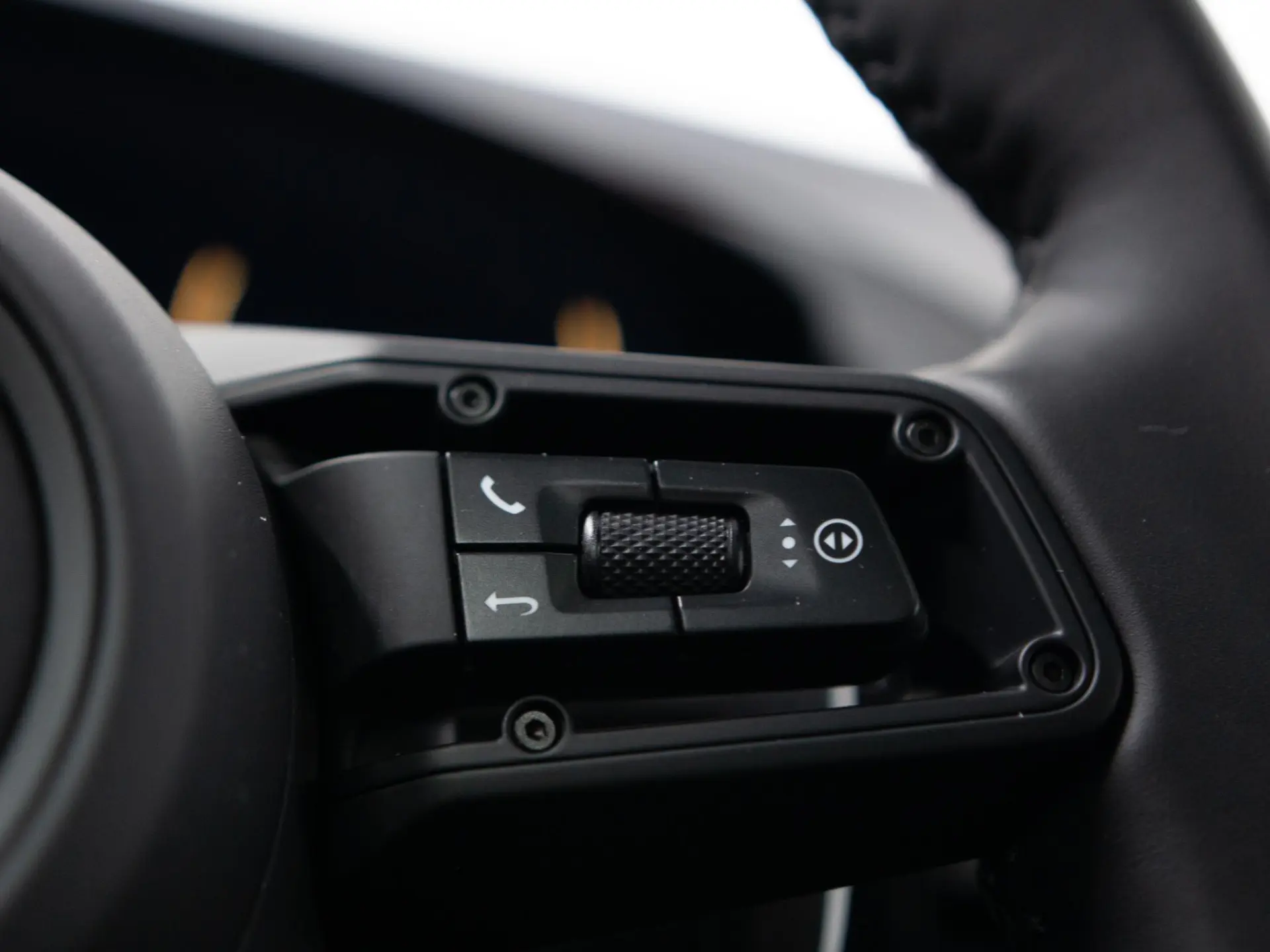 Cayenne E-Hybrid Black Edition